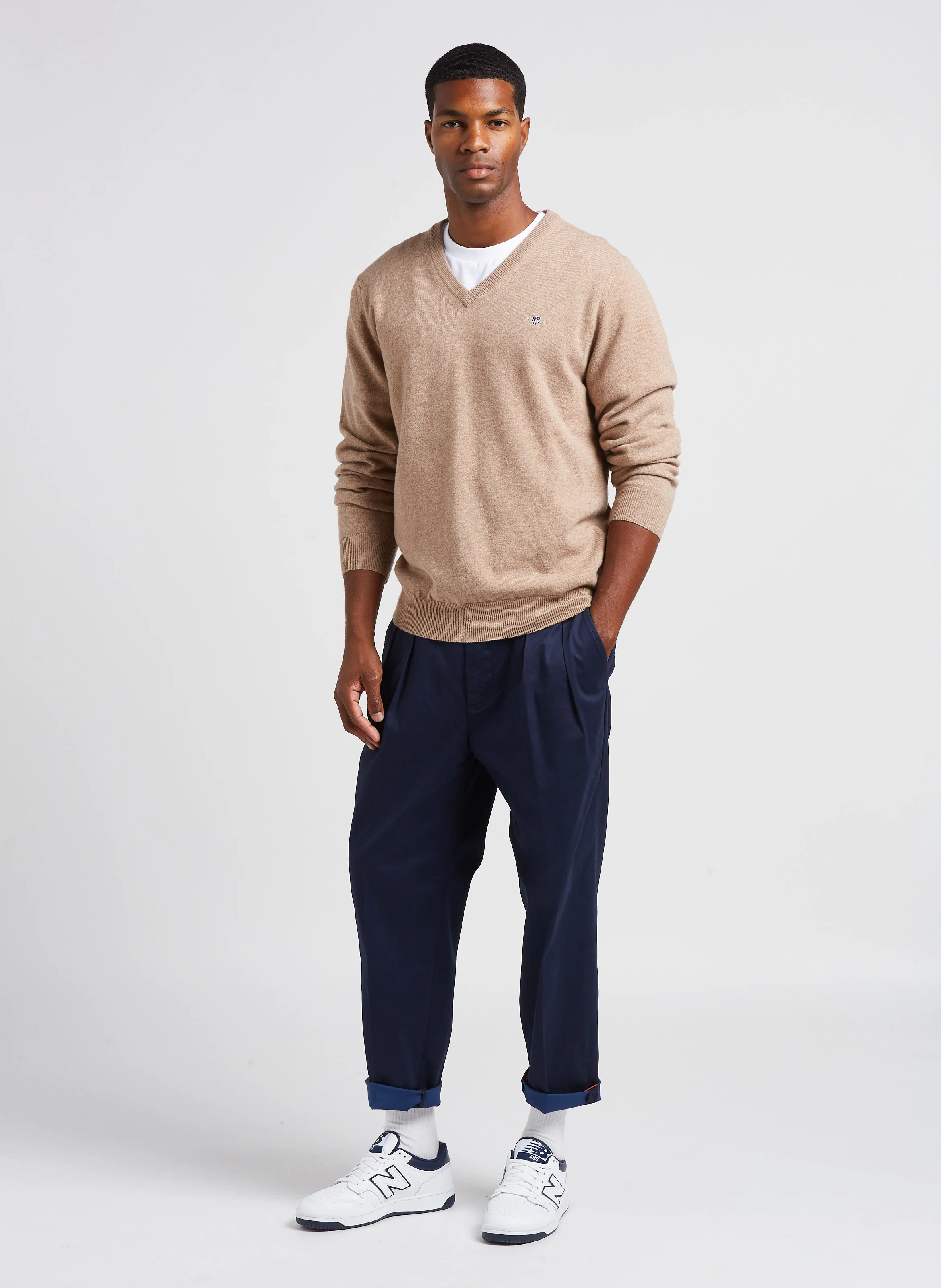 Pull droit col V brodé en laine | Beige