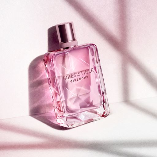 Givenchy Irresistible Very Floral Eau De Parfum, 50 ml