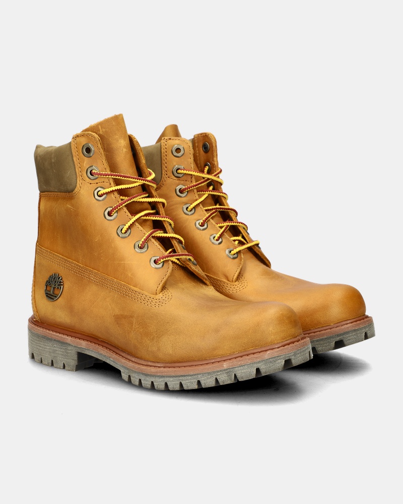 Timberland 6 Inch  Premium Veterboots  - geel