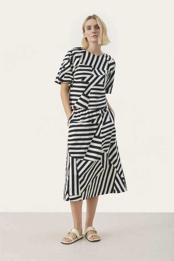 Part Two EstermarinePW BL Deconstructed stripe