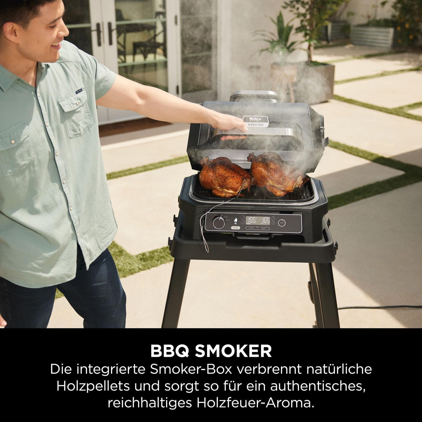 SharkNinja Woodfire Pro XL Outdoor Grill & Smoker Größer. Präziser. Mit den gleichen authentischen Holzfeuer-Aromen. Der Ninja Elektrischer & ist mehr als nur ein er bereitet noch deiner