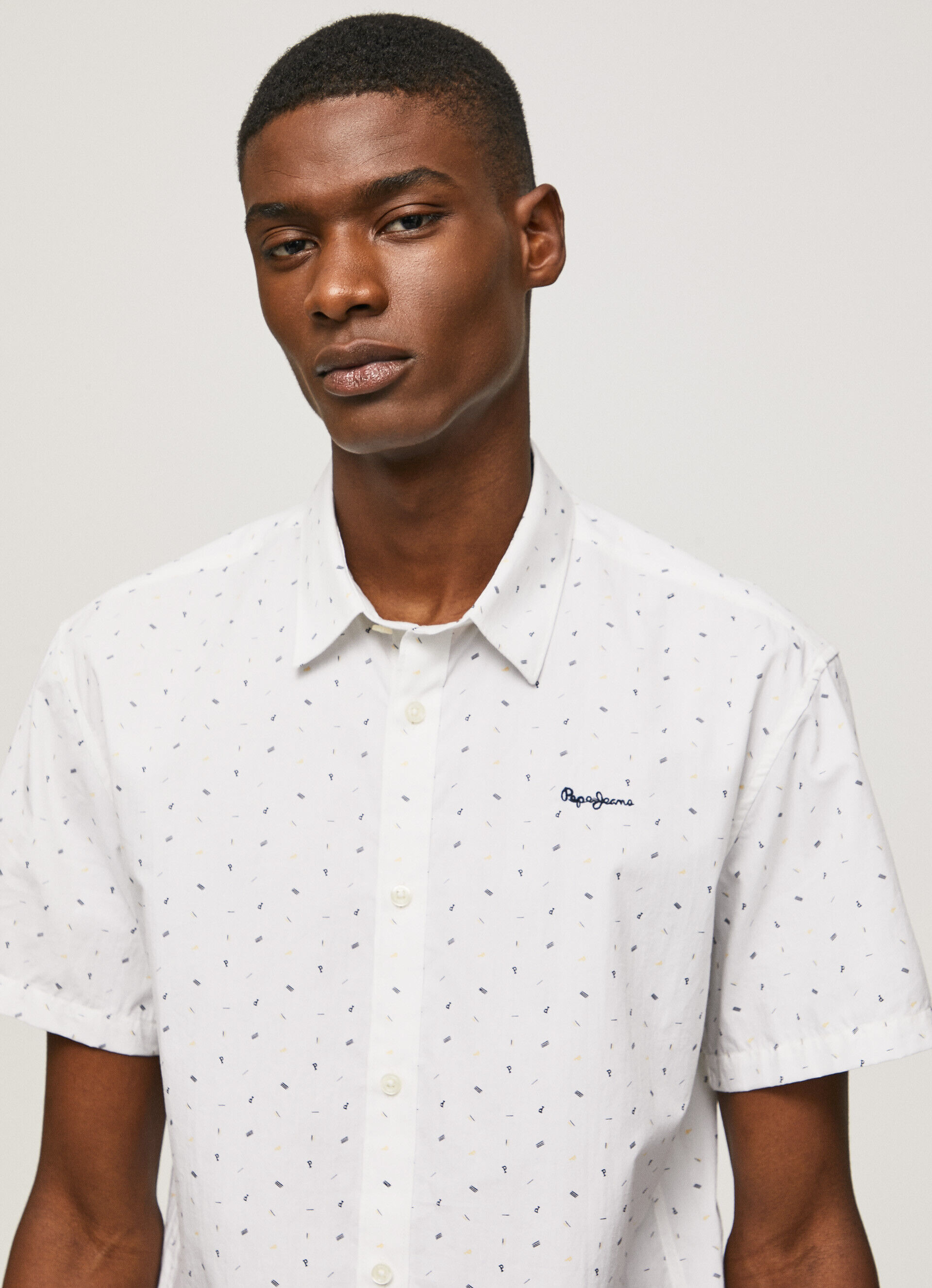 CAMISA DE MANGA CURTA LINDENBERG - branca