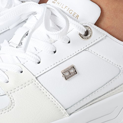 Baskets Femme Essential 7684 White