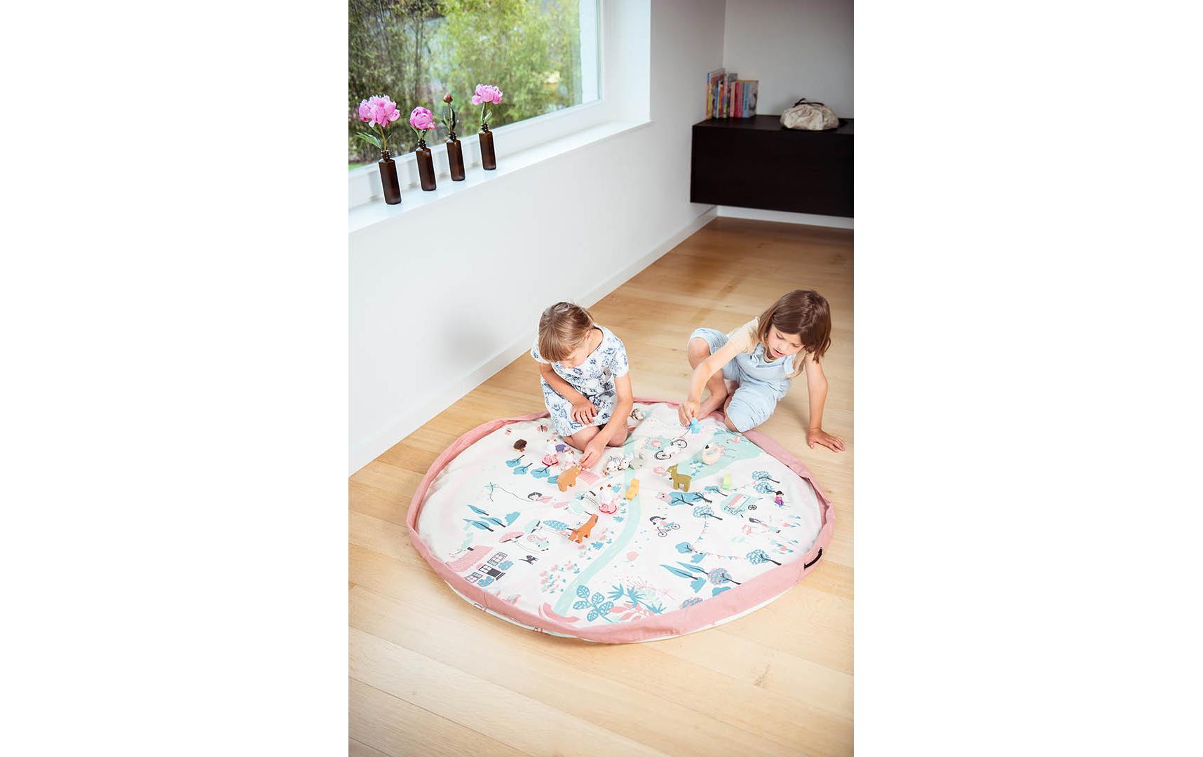 Spielzeugtasche Play & Go Walk in a Park2-in-1-Funktion: Aufbewahrungssack und Spielmatte