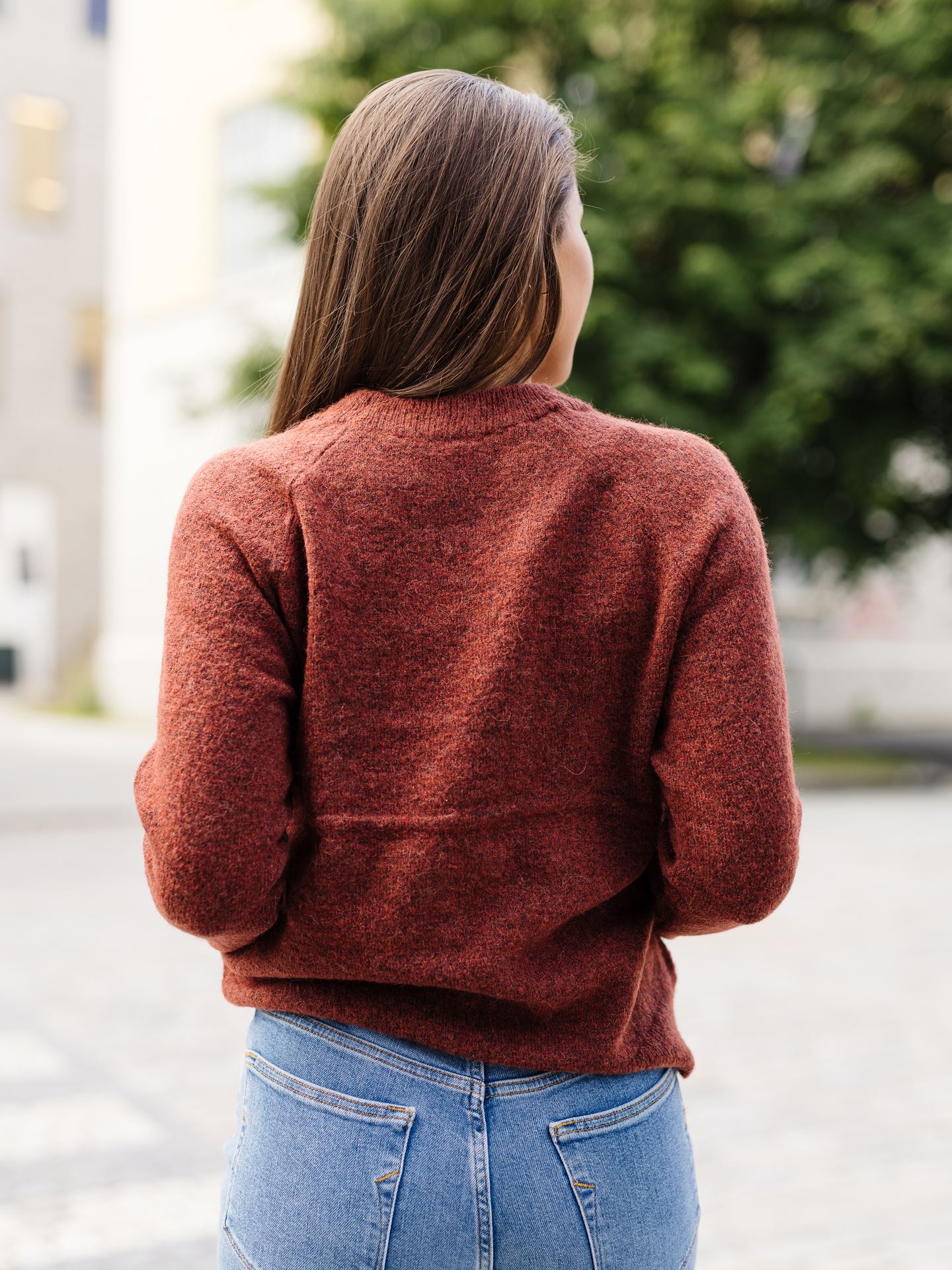Lulu Long Sleeve Knit O-Neck