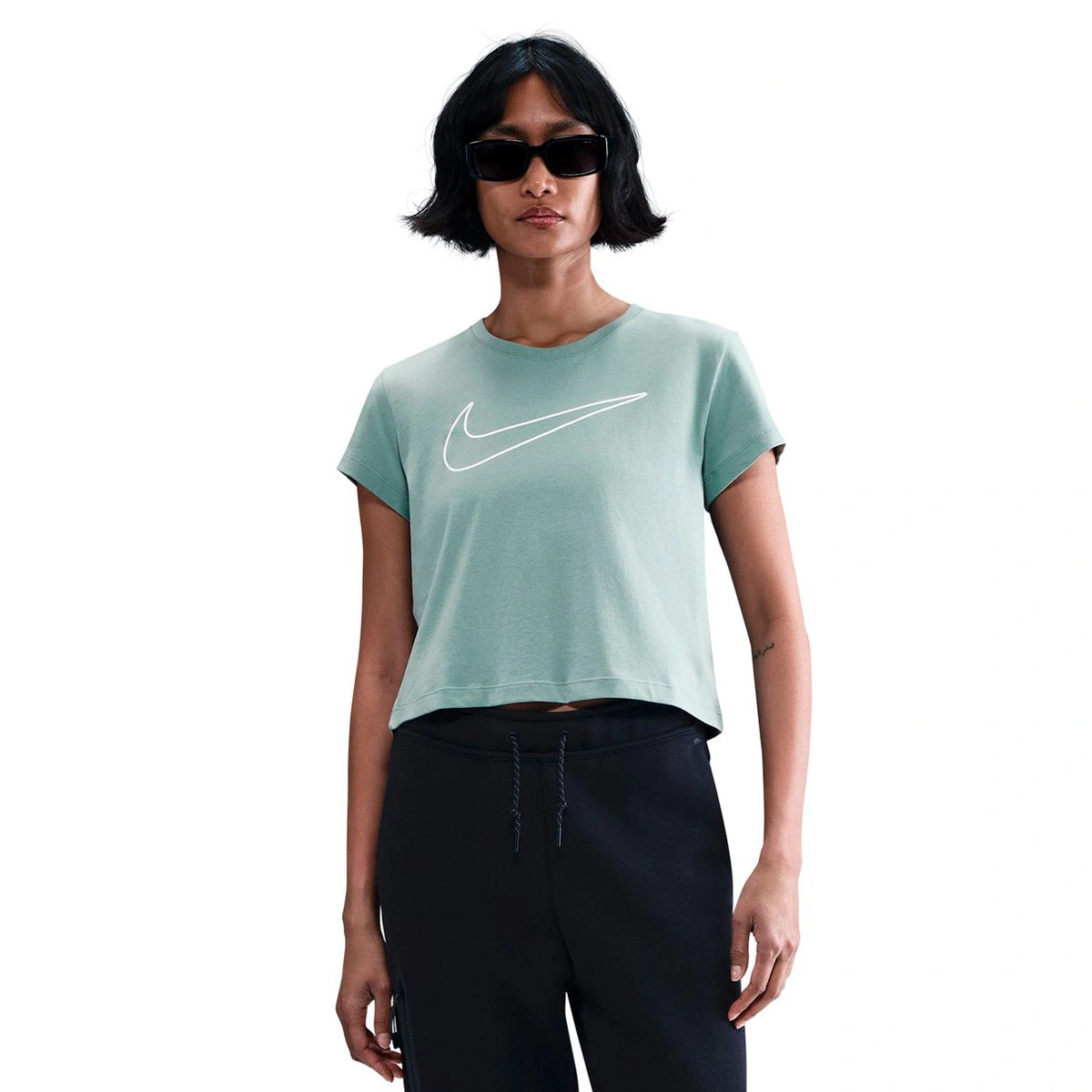 T-Shirt Nike Sportswear Club Mulher