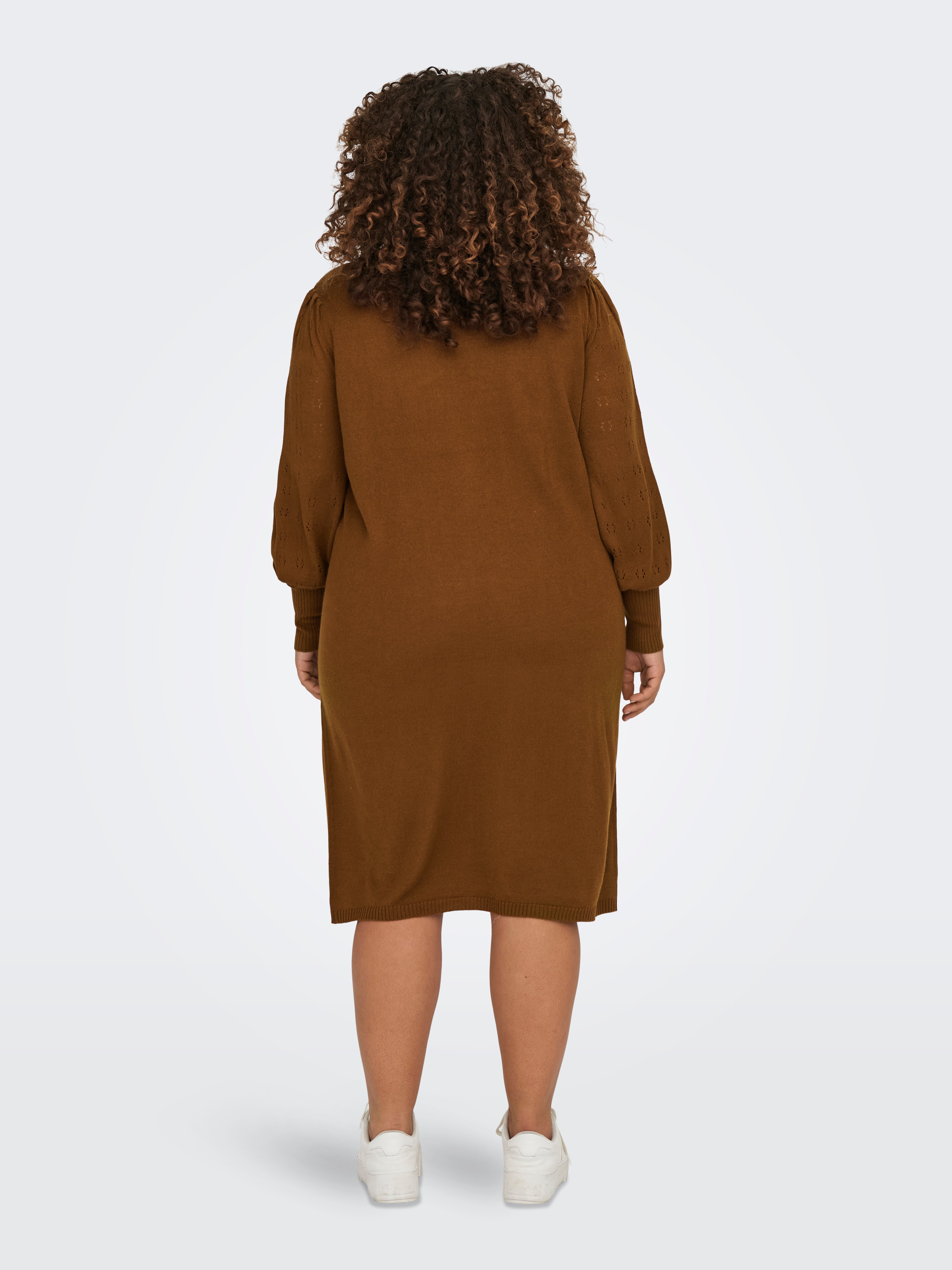 CARMIRLA Strickkleid Monks Robe