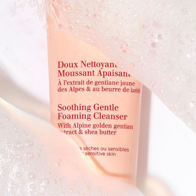 Doux Nettoyant Moussant Apaisant peaux très sèches CLARINS