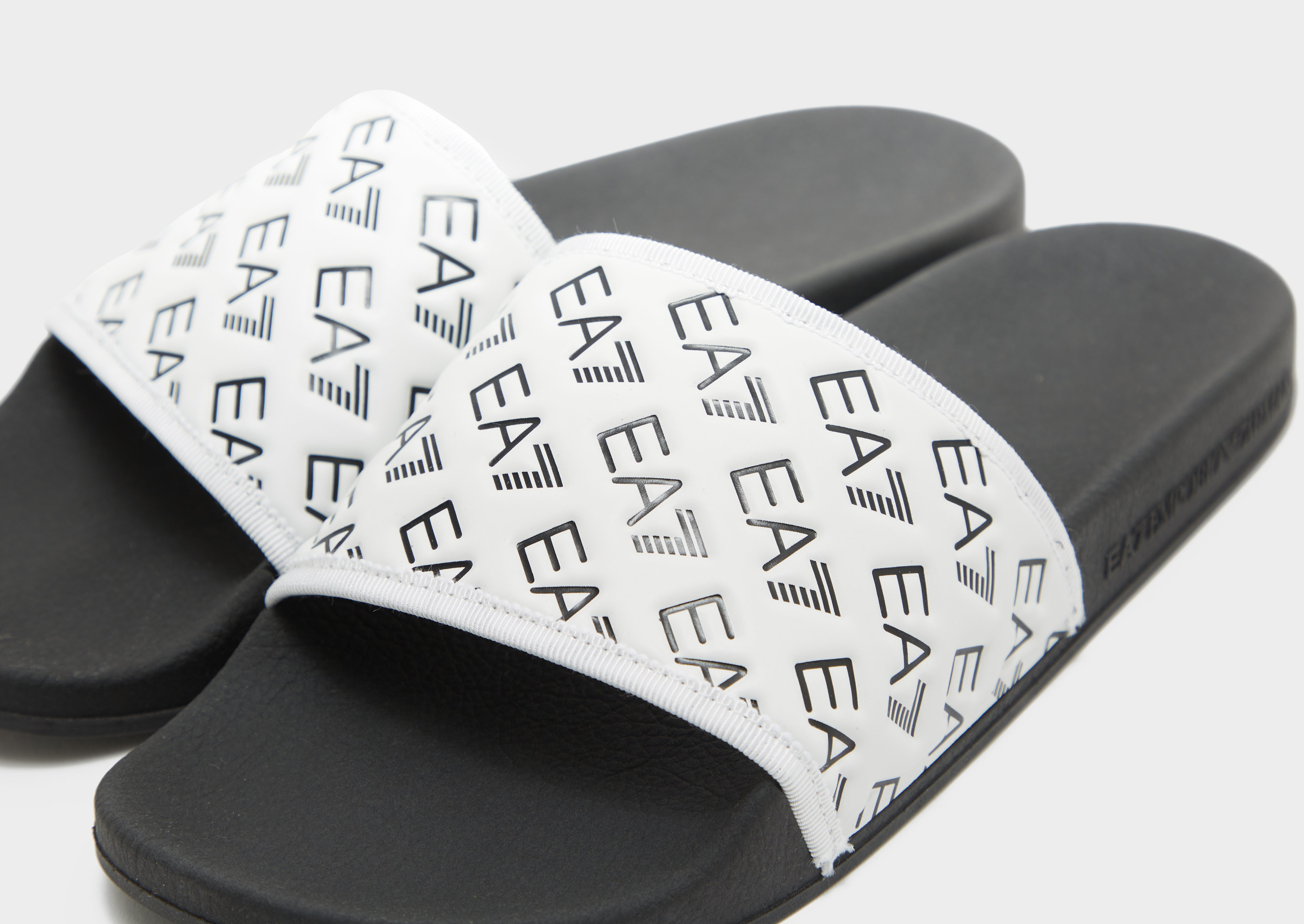 Emporio Armani EA7 Claquettes Imprimé Homme