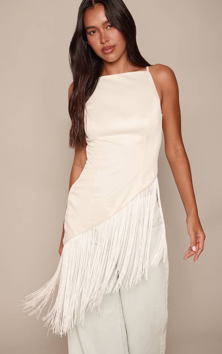 Crème Top Asymétrique En Satin À Ourlet À Franges