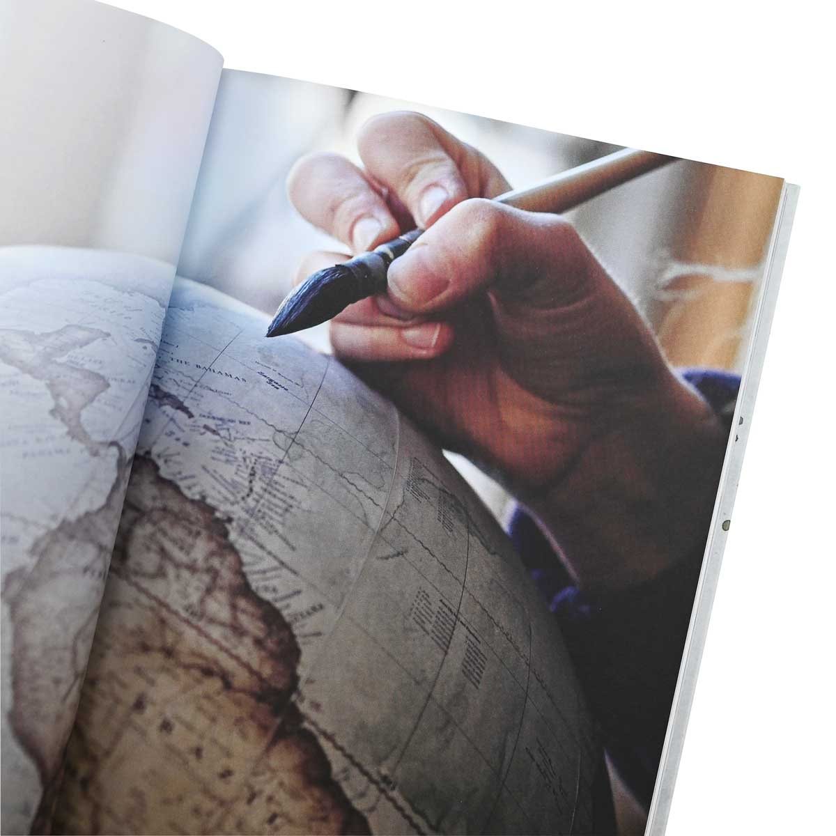 The Globemakers: The Curious Story of an Ancient Craft (Hardback)