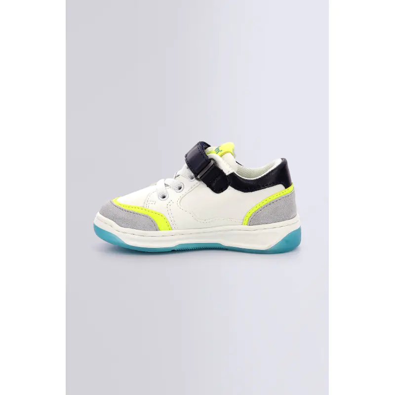 KOUIC BLANC GRIS FLUO BASKETS BASSES Synthétique Garçon