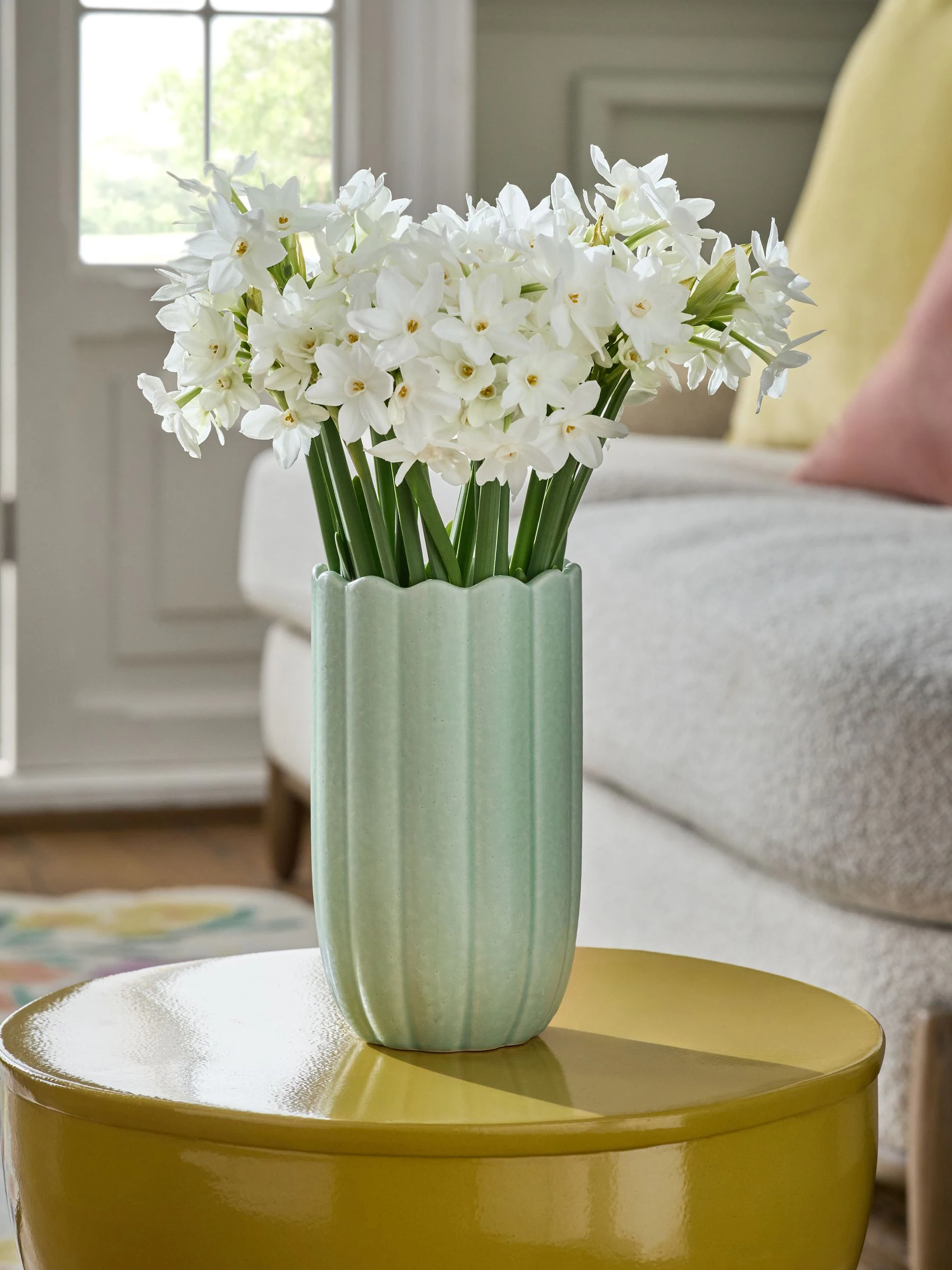 Ceramic Scallop Detail Small Vase