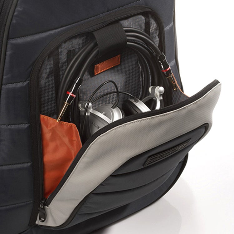 Mono M80 flightbag voor klassieke en OM-model gitaar, zwart