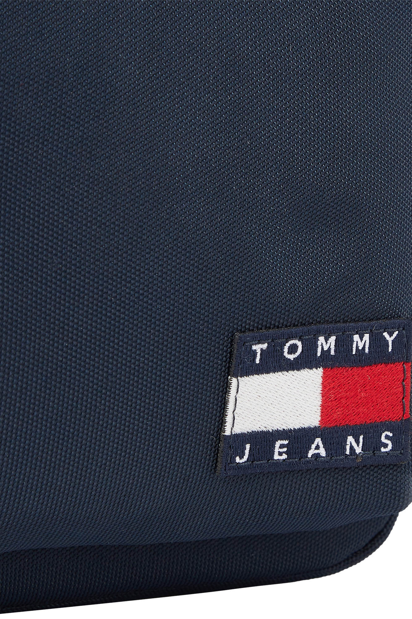 Bolsa de ombro masculina Tommy Jeans com bandeira