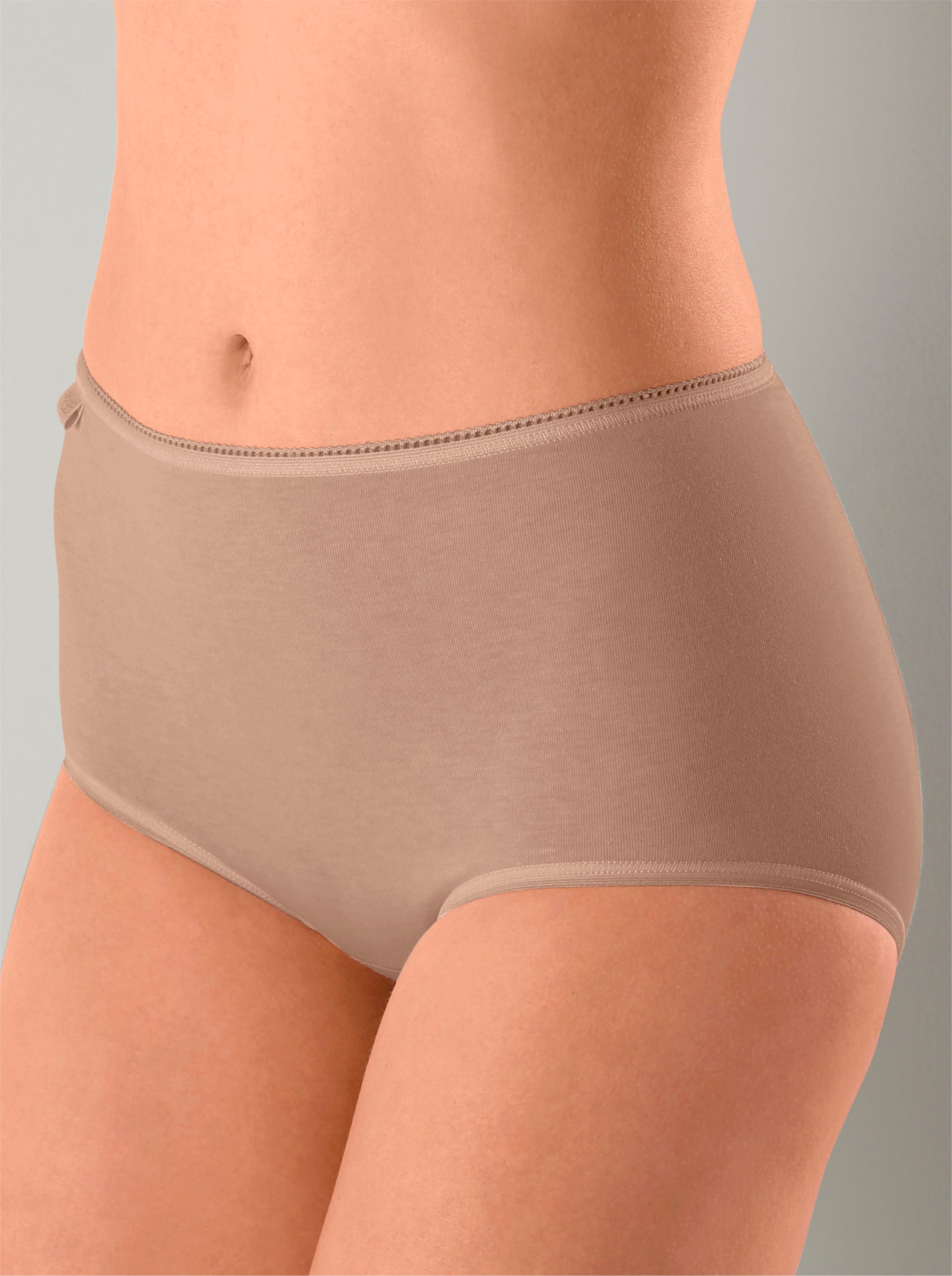 Sloggi Taillenslip in beige