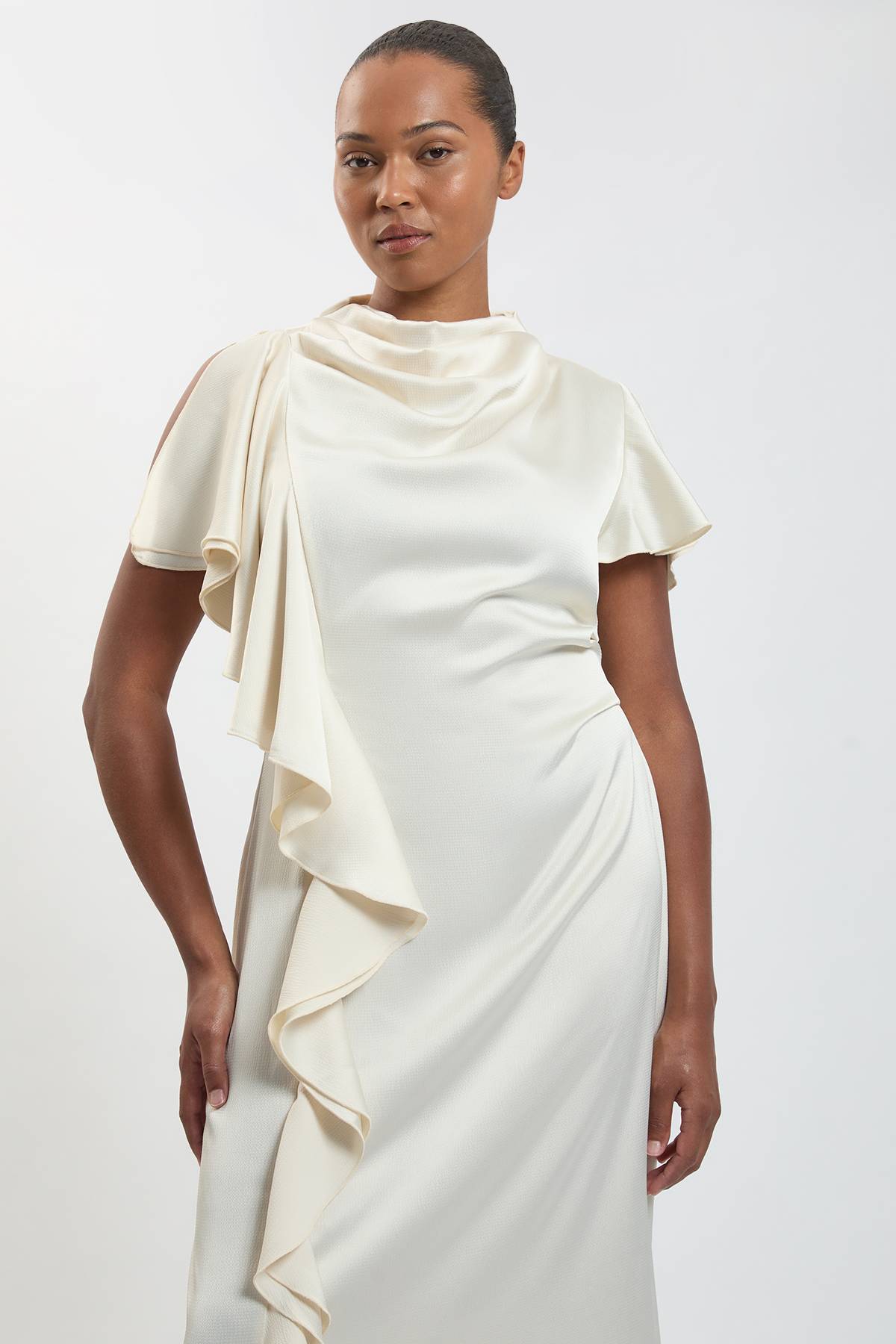 KarenMillen Robe Midi Grande Taille En Satin Texturé Avec Détail À Volants