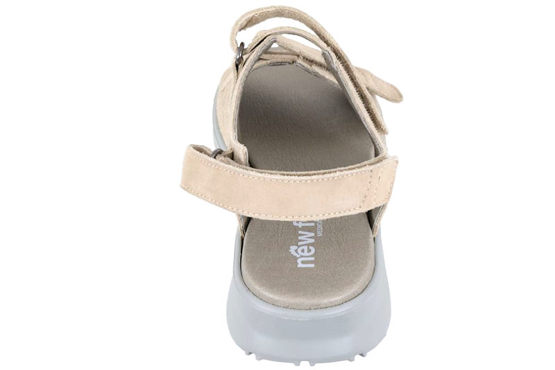 NEW FEET SANDAL I SANDFARVET PRÆGET KALVESKIND