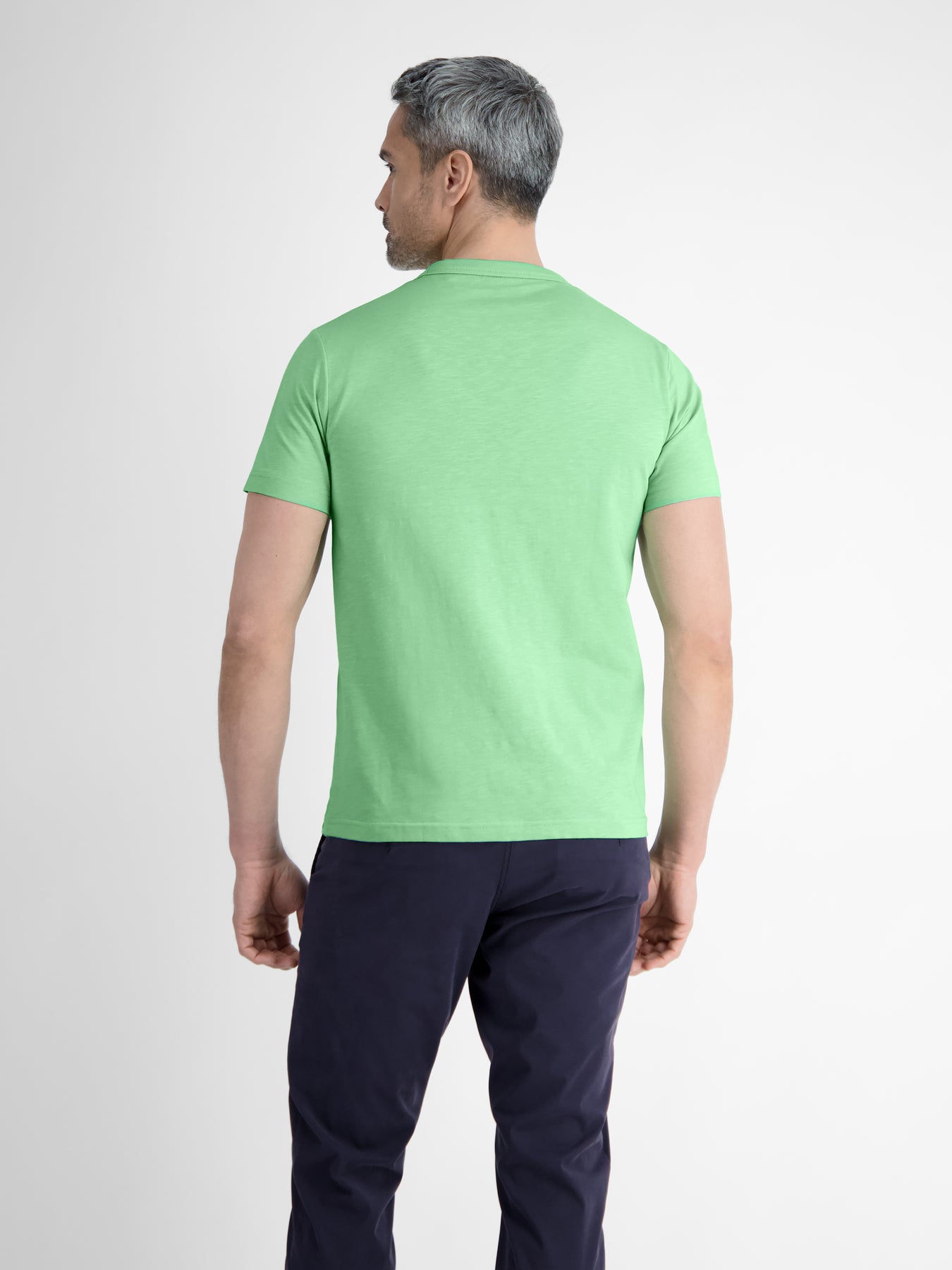 Herren T-Shirt mit Brustprint