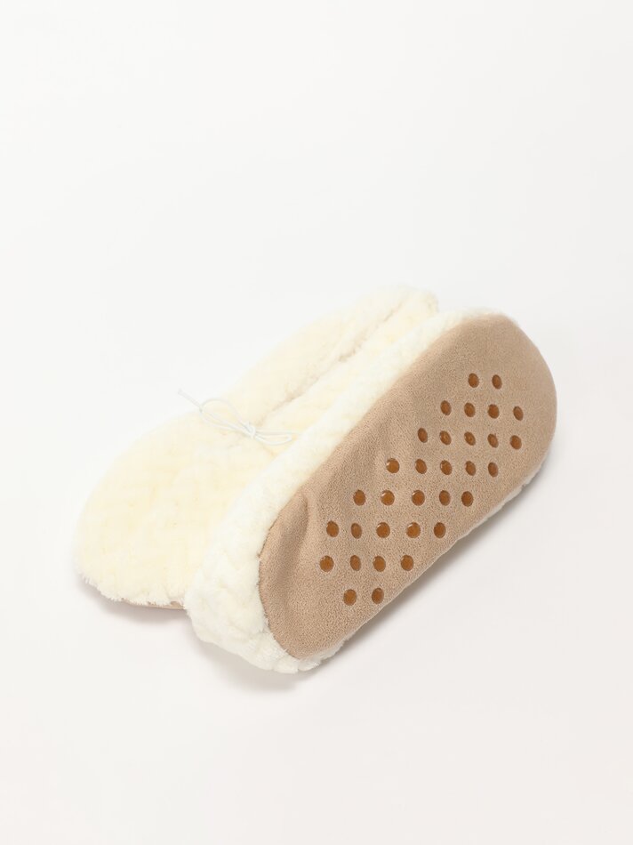 Chinelo peludo - Cru