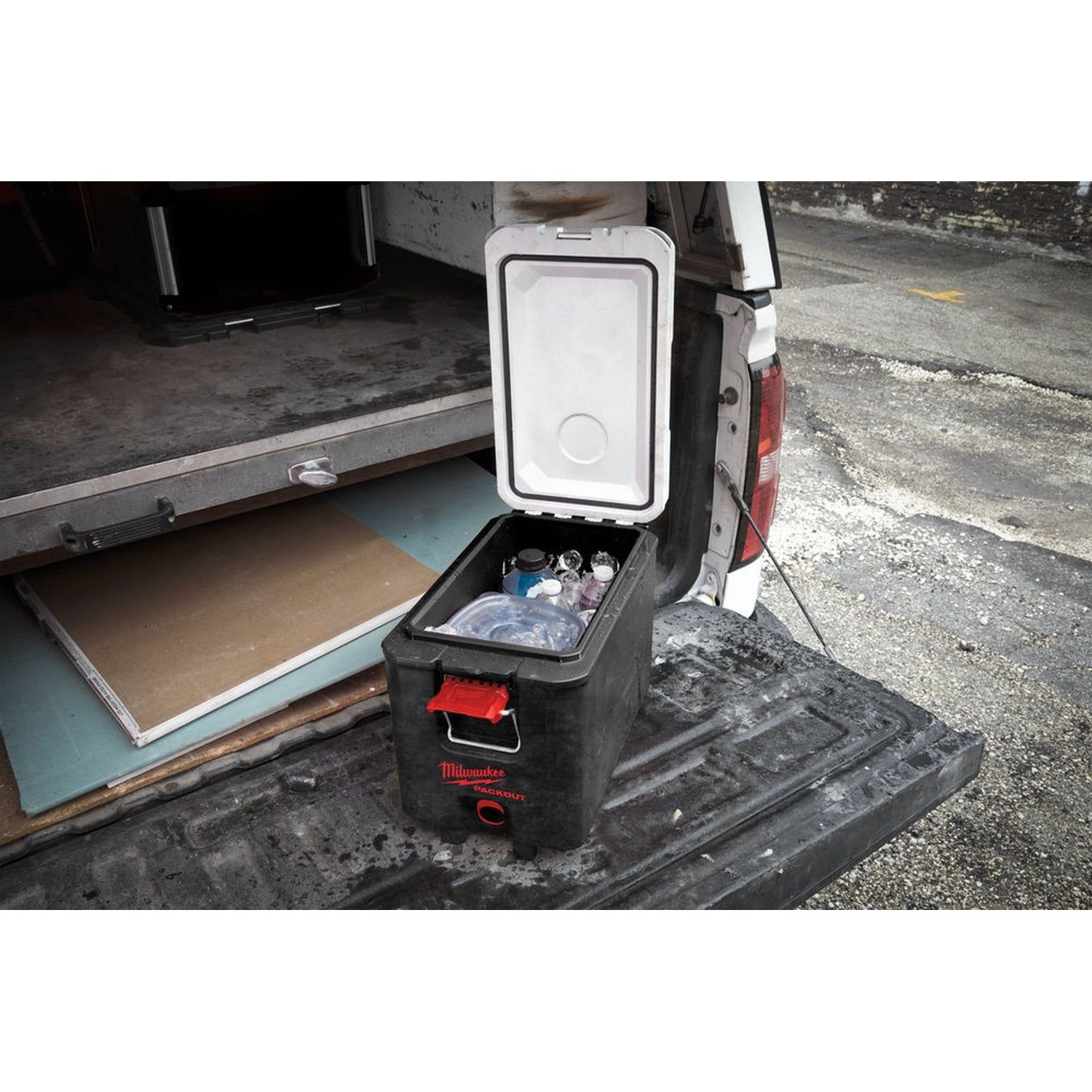 Milwaukee PACKOUT™ Hard Cooler Koelbox - 4932471722
