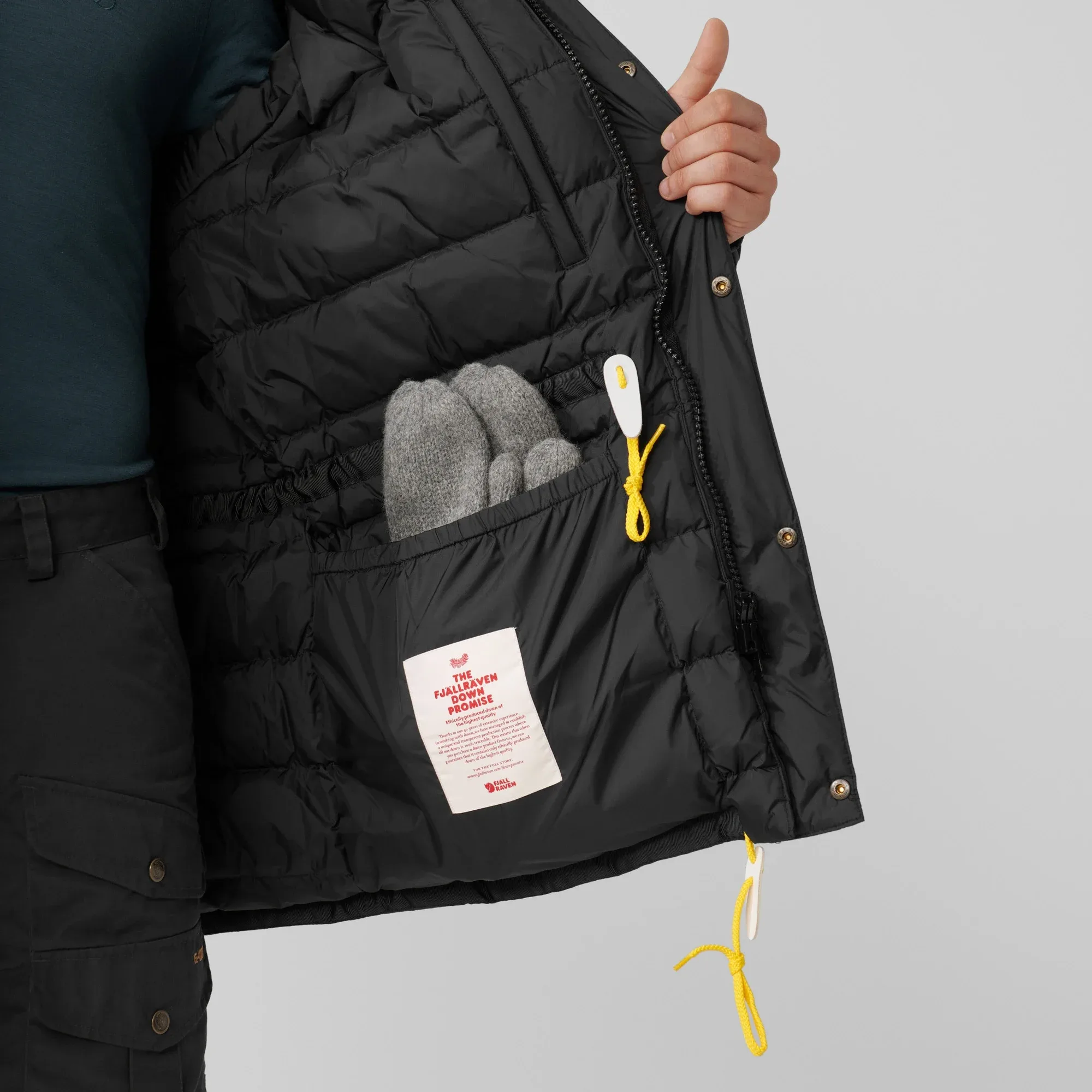 Fjällräven Men's Expedition Down Jacket Navy
