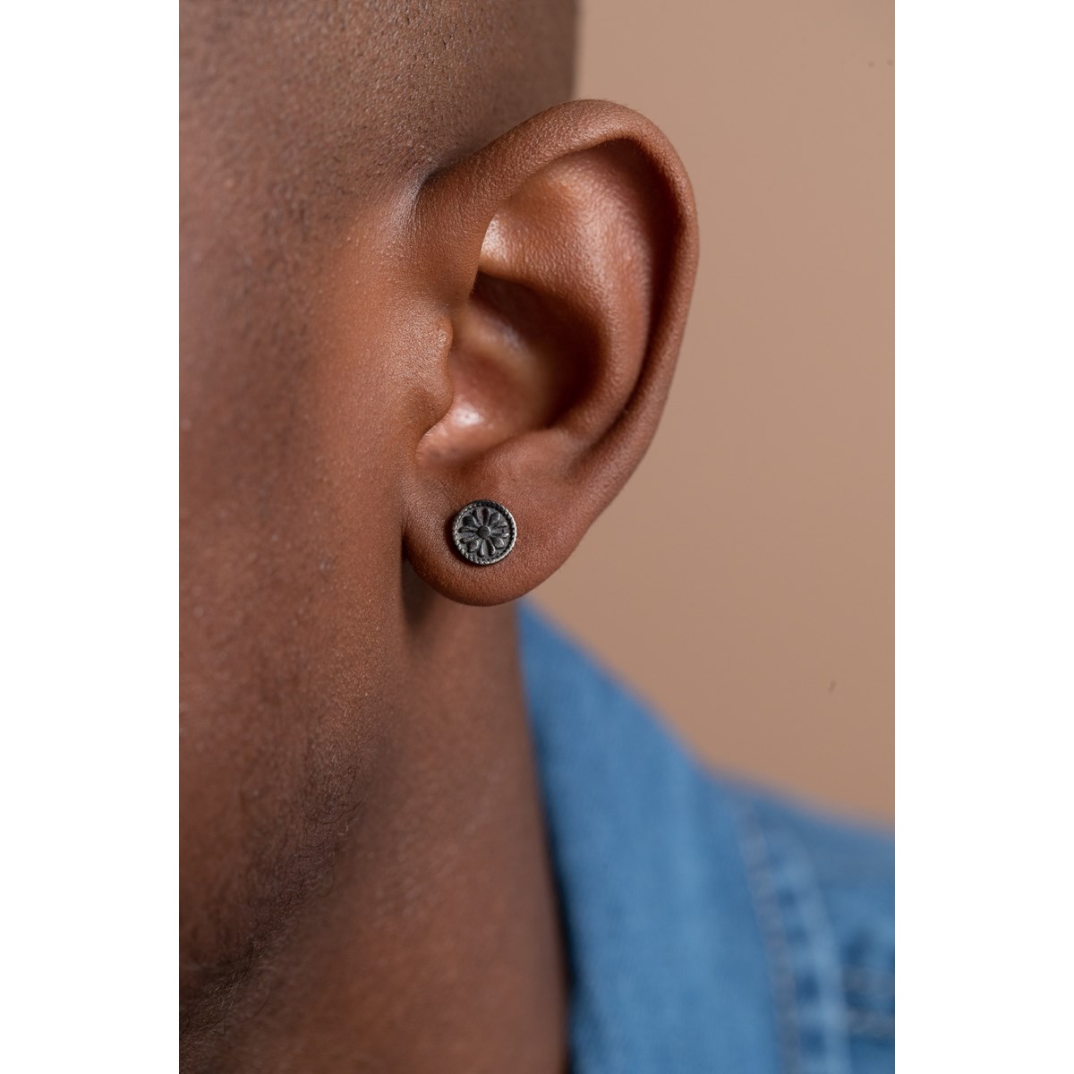 Boucles d'oreilles clous Virgile en PVD