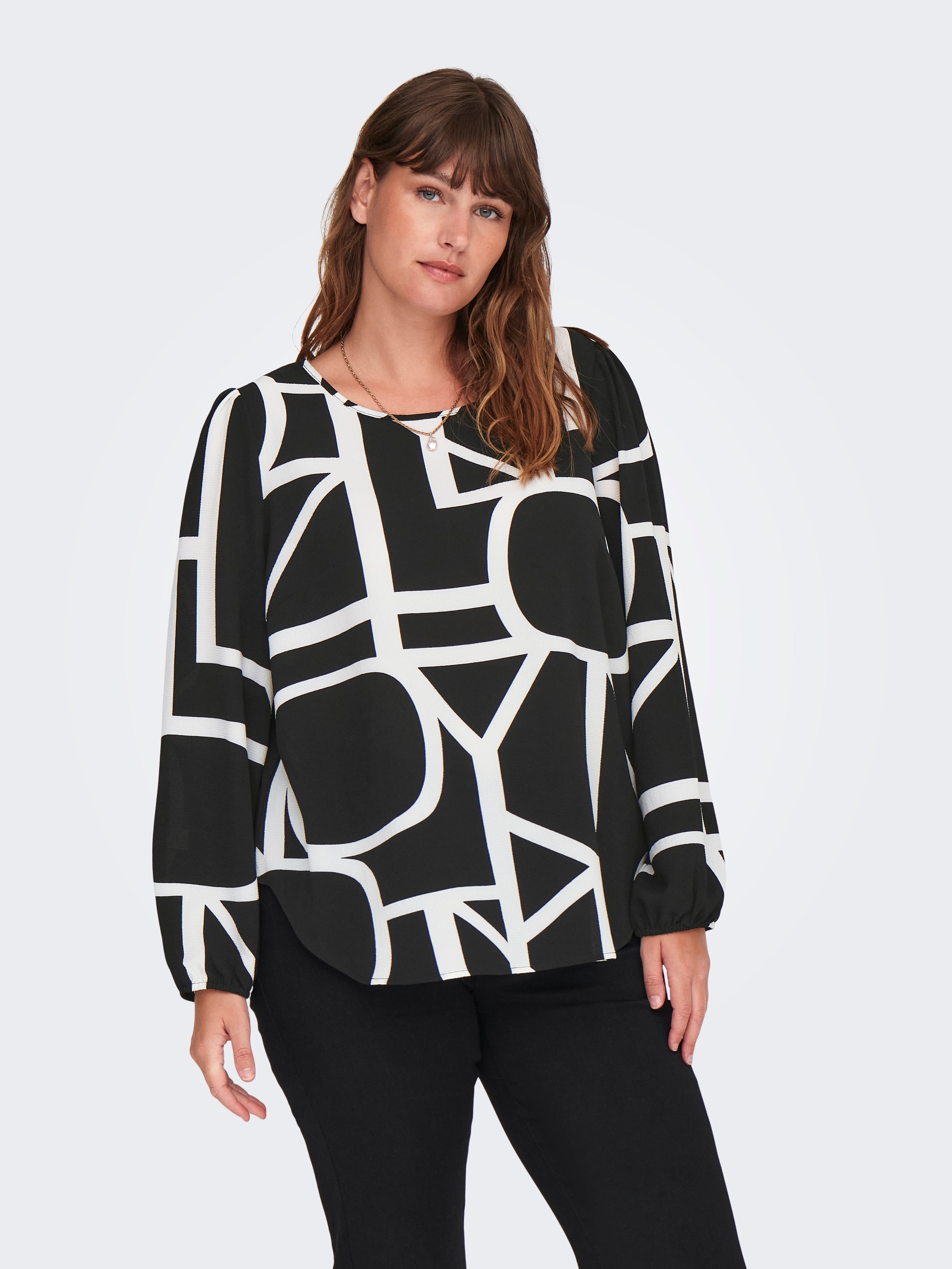 CARMETTA Top Black