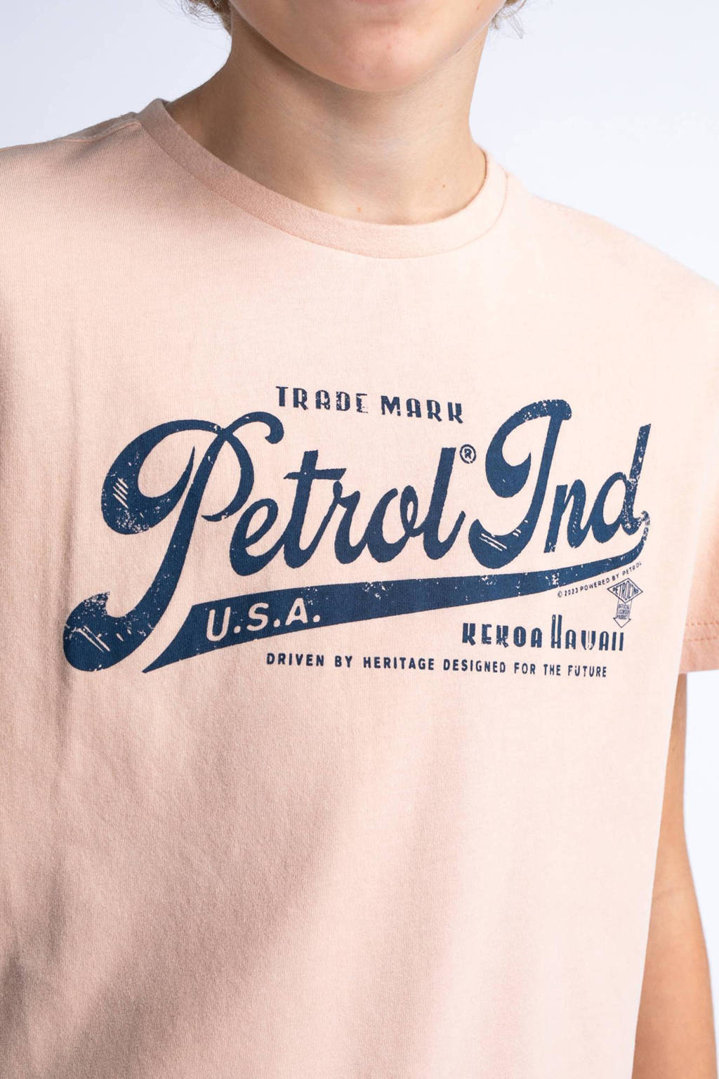 Petrol Industries T-shirt met logo peach