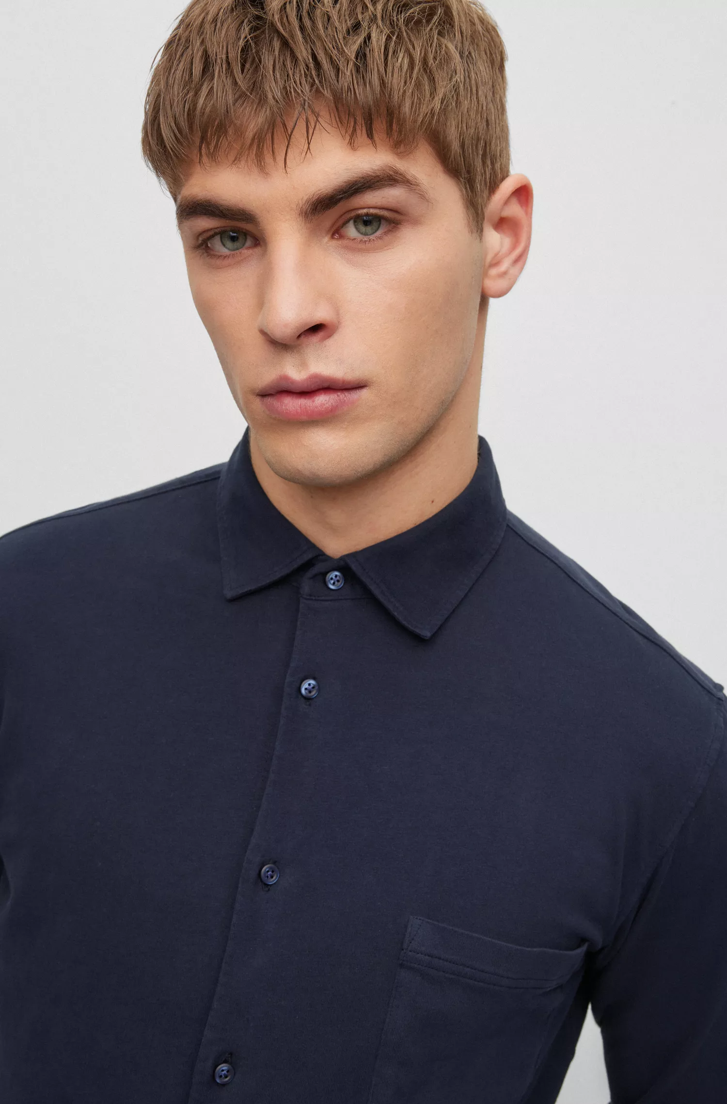 Camisa BOSS laranja, tingida em peça, corte slim, em malha de algodão.