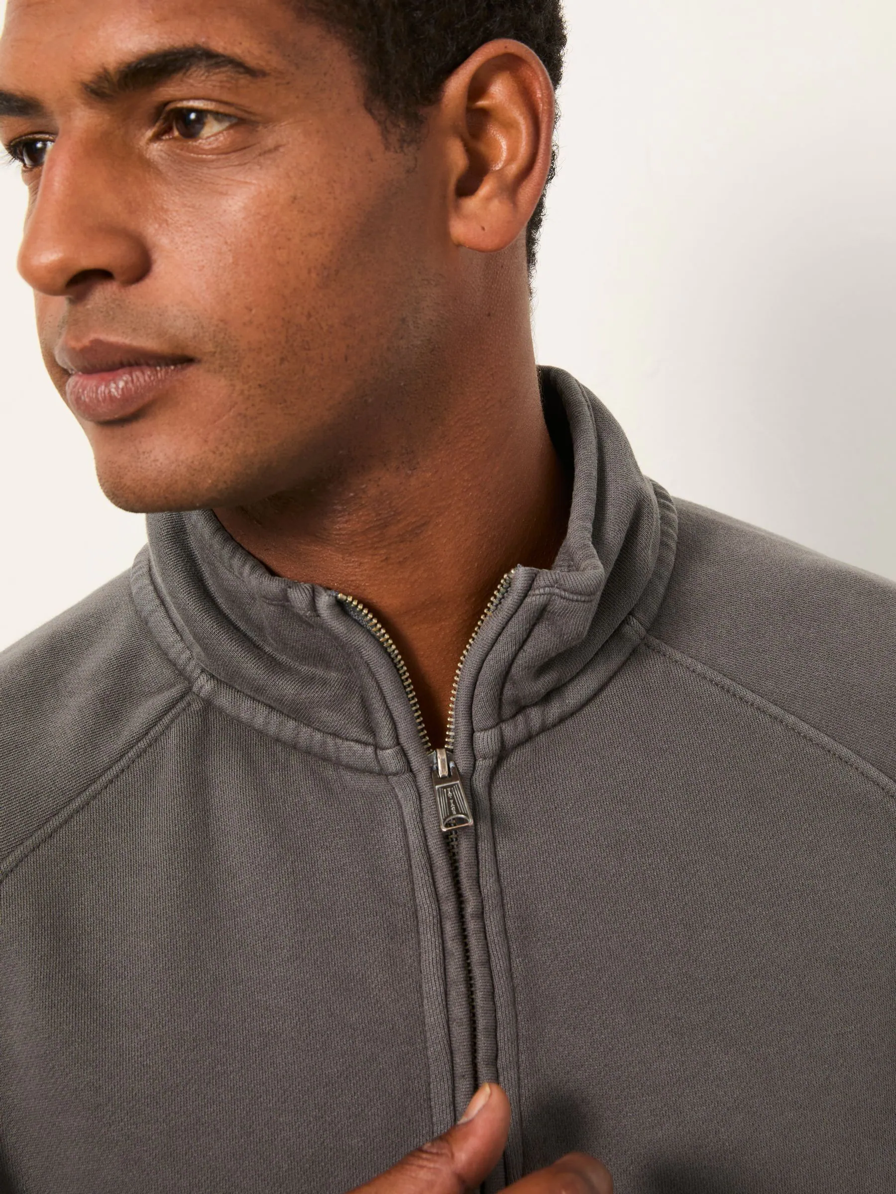 Grijs - FatFace sweater met halfhoge kraag