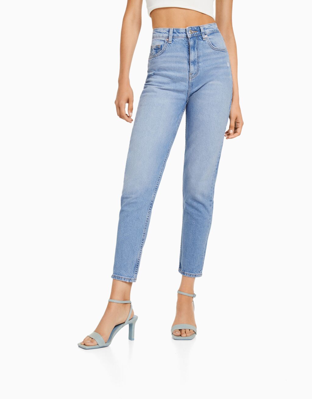 calças jeans confortáveis de mãe