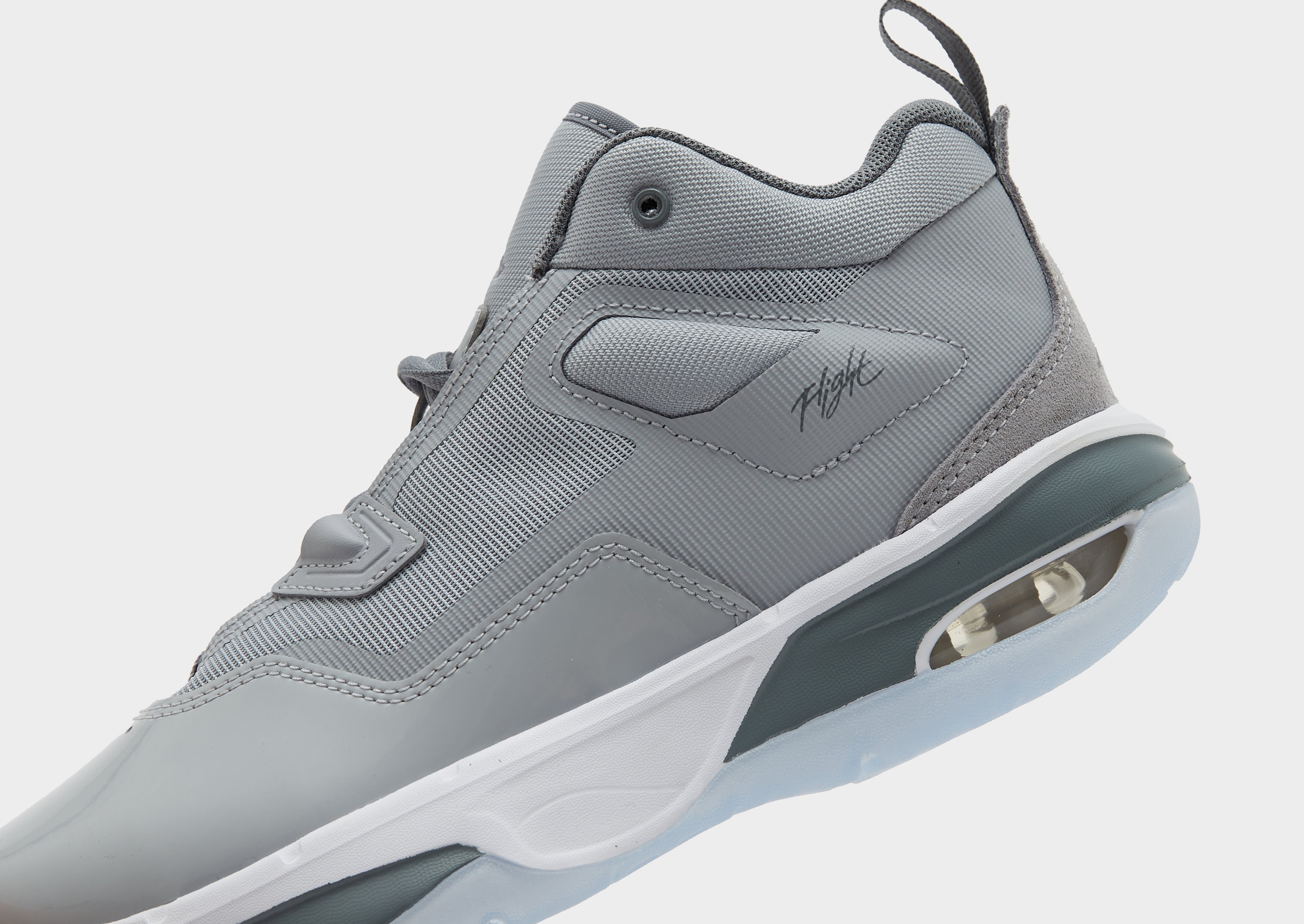 Jordan Stay Loyal 3 Junior