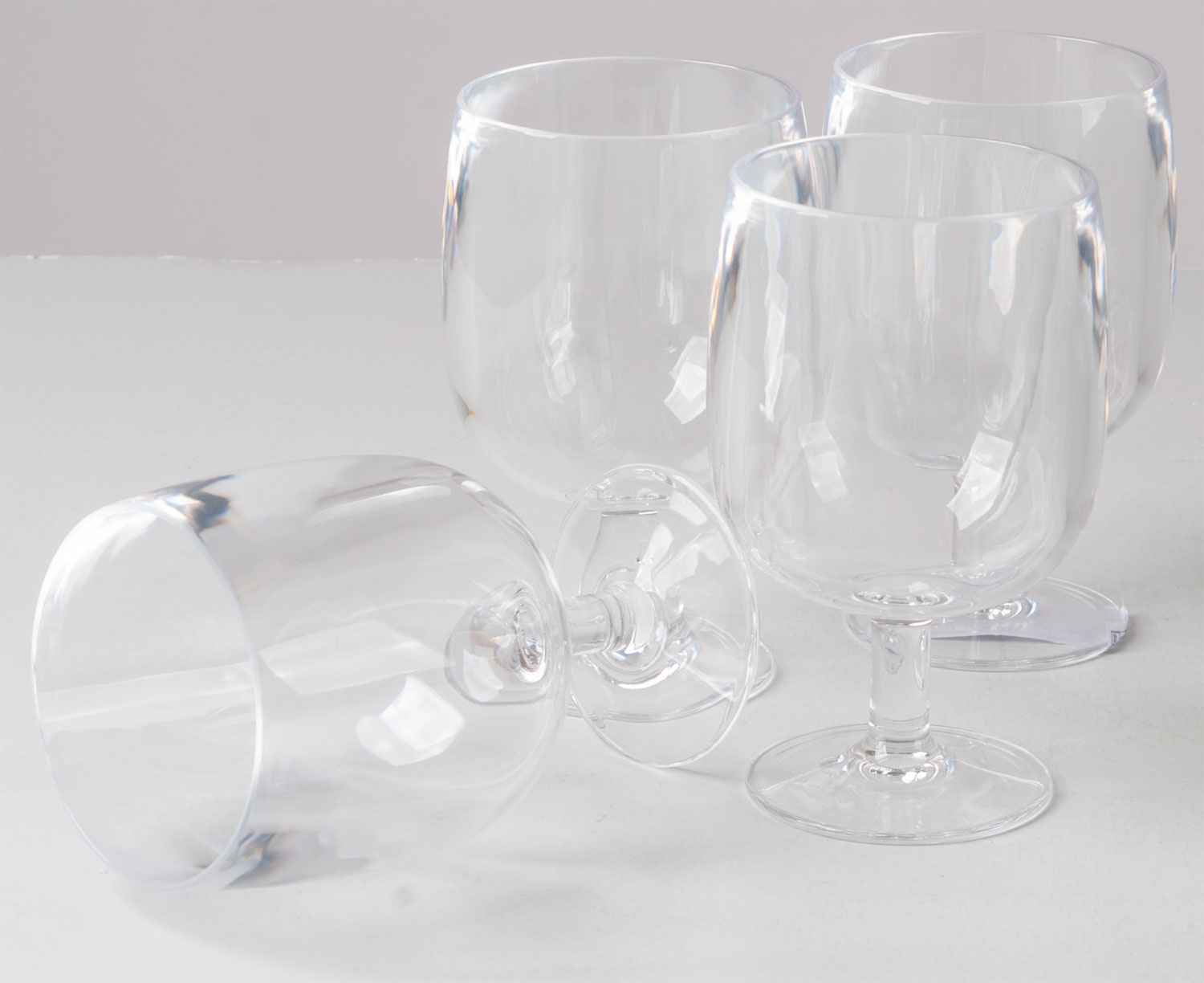 Bo-Camp Weingläser Set 4 Stück je 250 ml