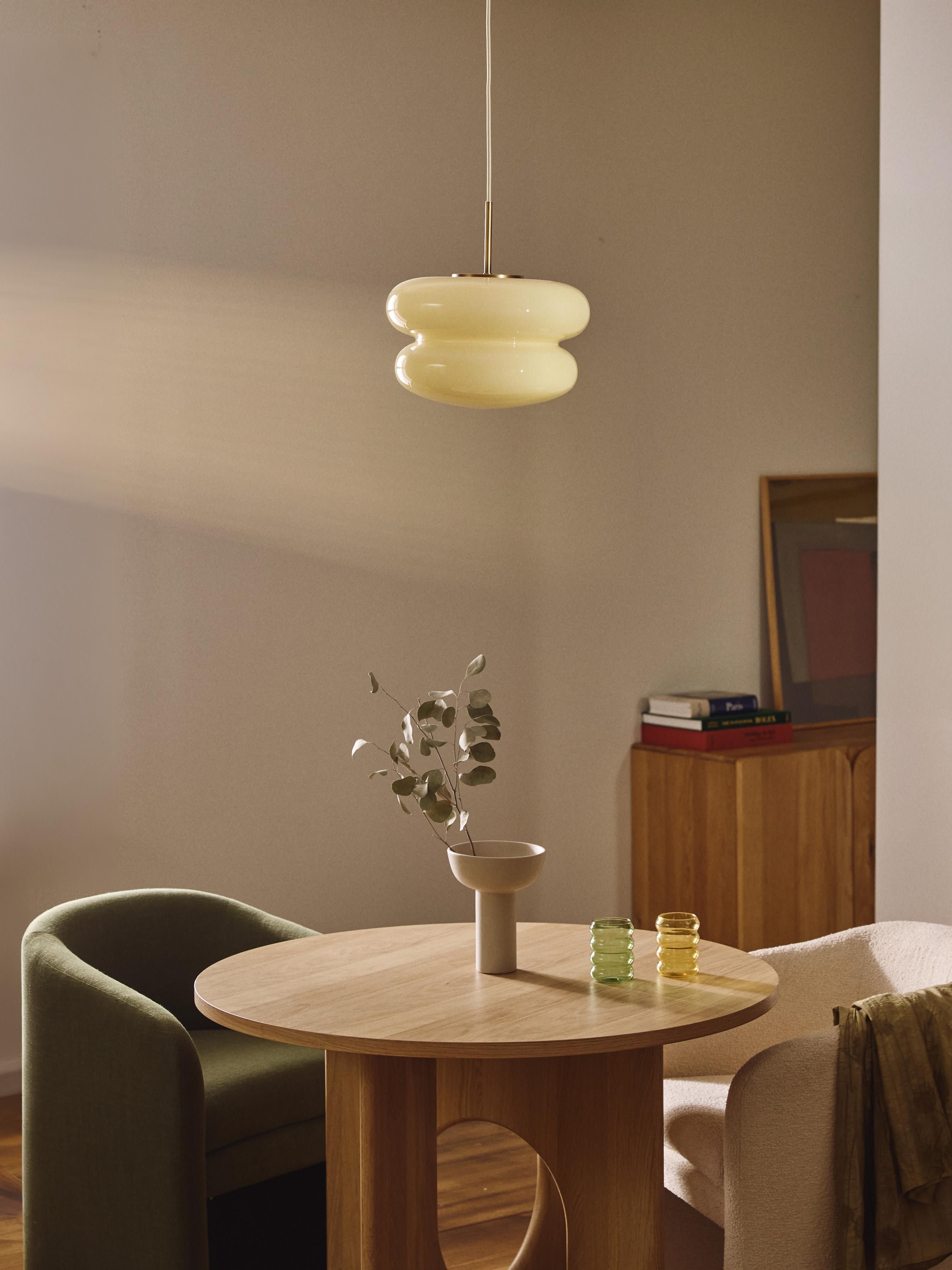 Hanglamp Baya van opaalglas