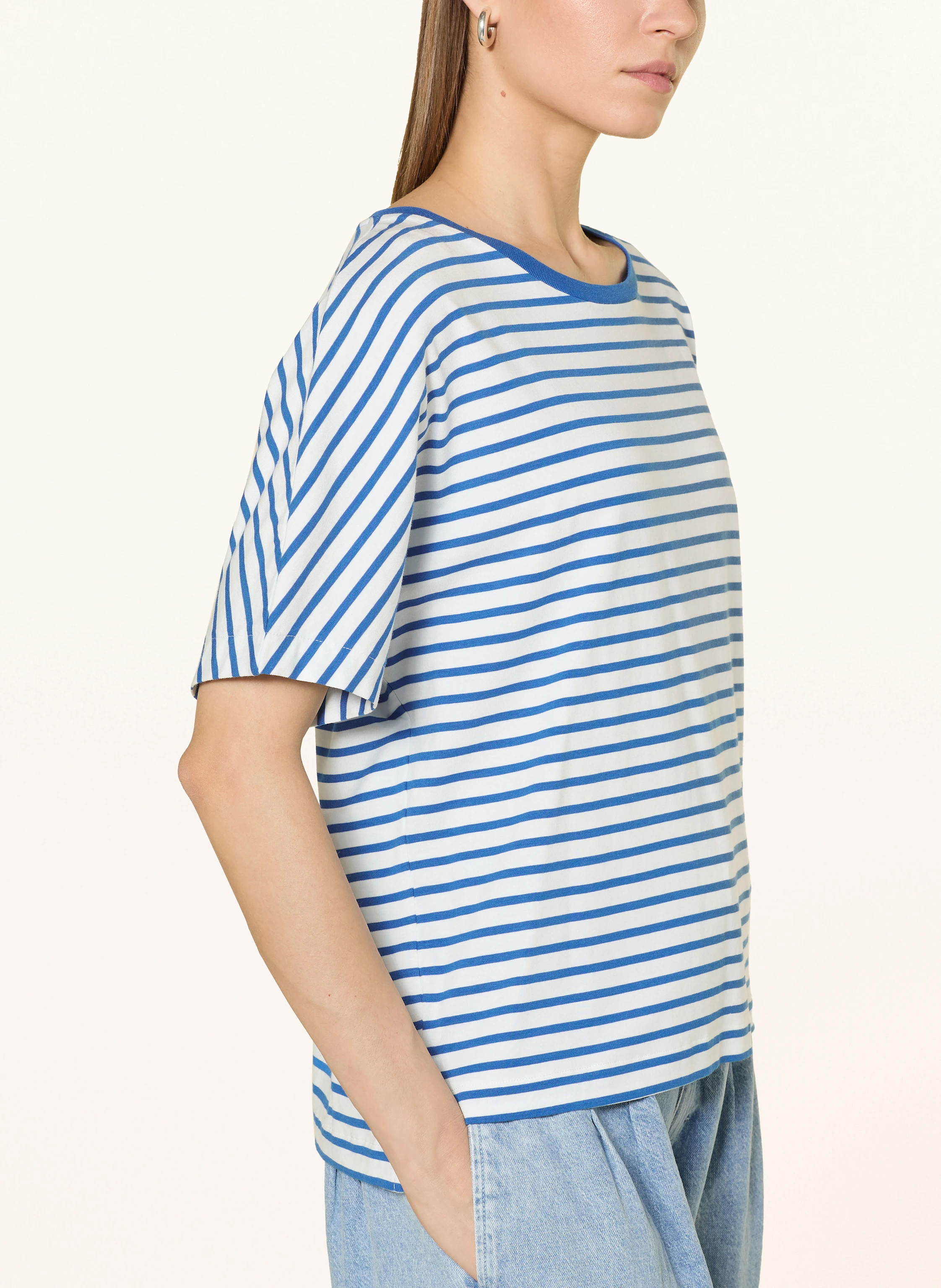 oui T-Shirt