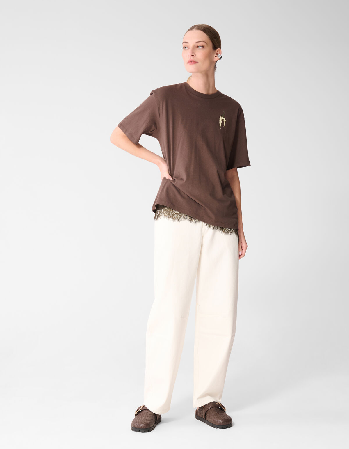 Pepper Artwork T-shirt Bruin
