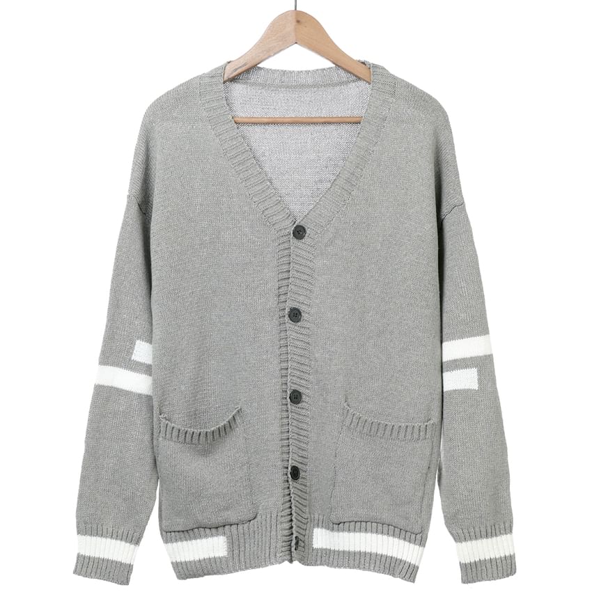 Whyessa - Oversized gebreide cardigan met contrasterende afwerking
