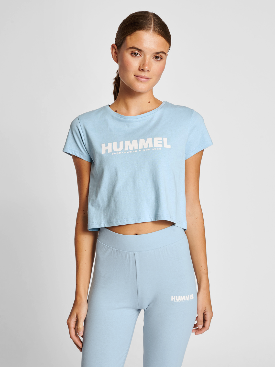 hmlLEGACY WOMAN CROPPED T-SHIRT