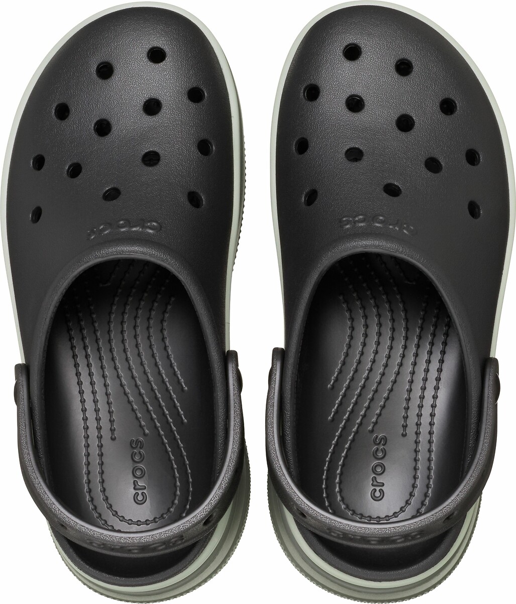 Crocs<br>Tamancos Clássicos Empilhados