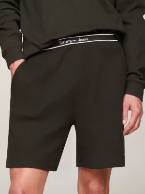 Shorts de descanso essenciais em malha waffle
