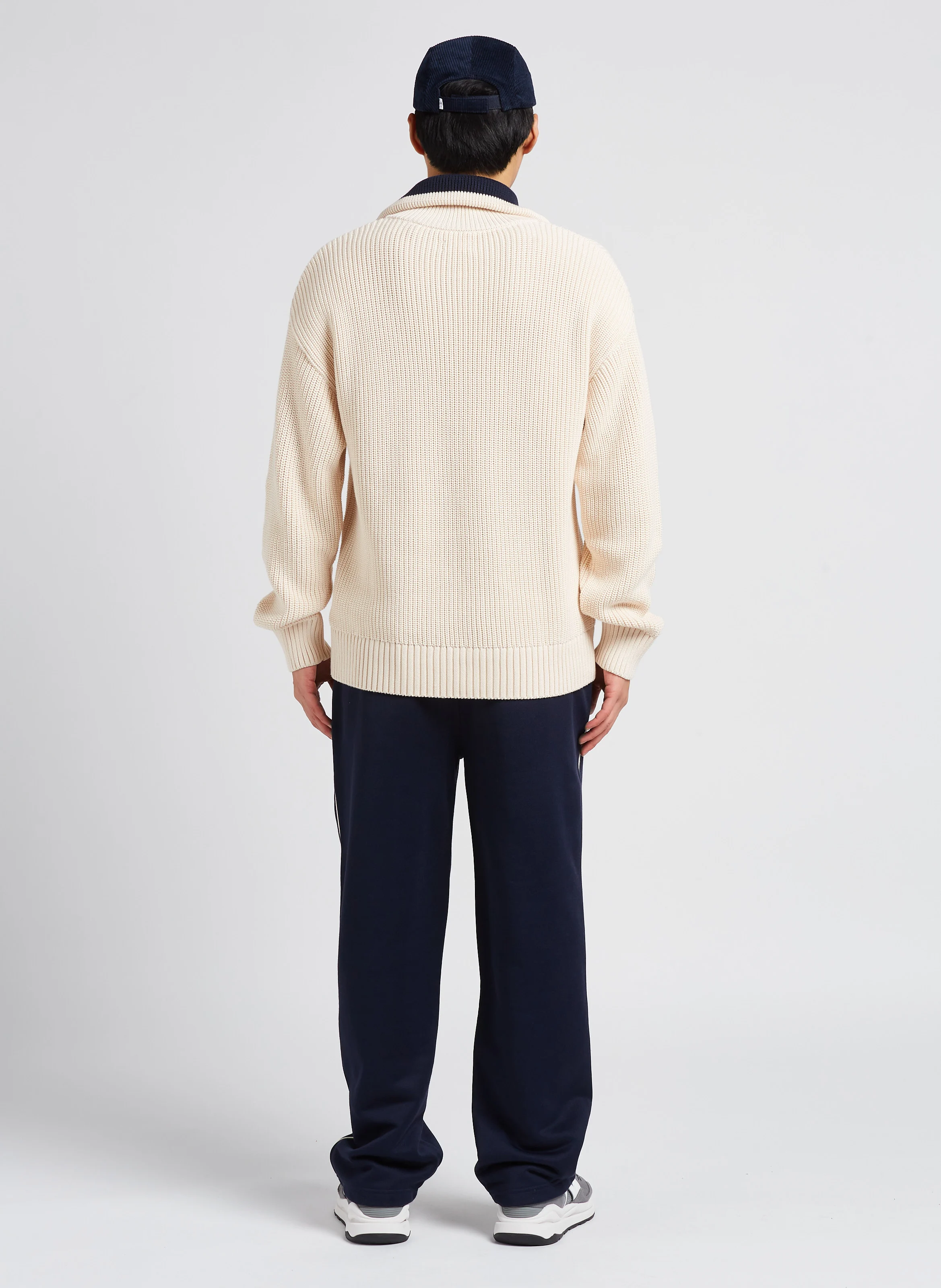 Pull à col montant en coton organique| Blanc