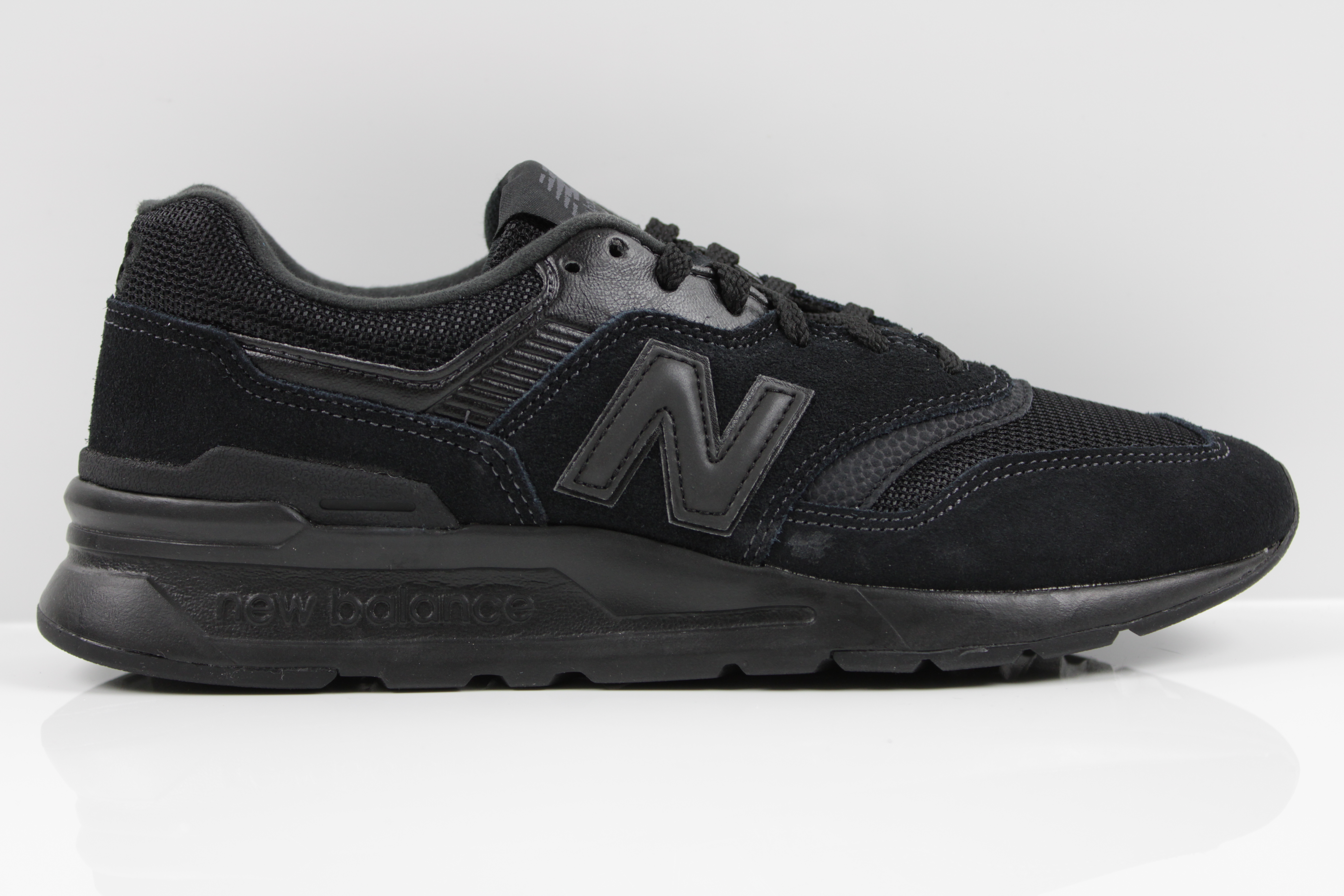 New Balance Sneaker