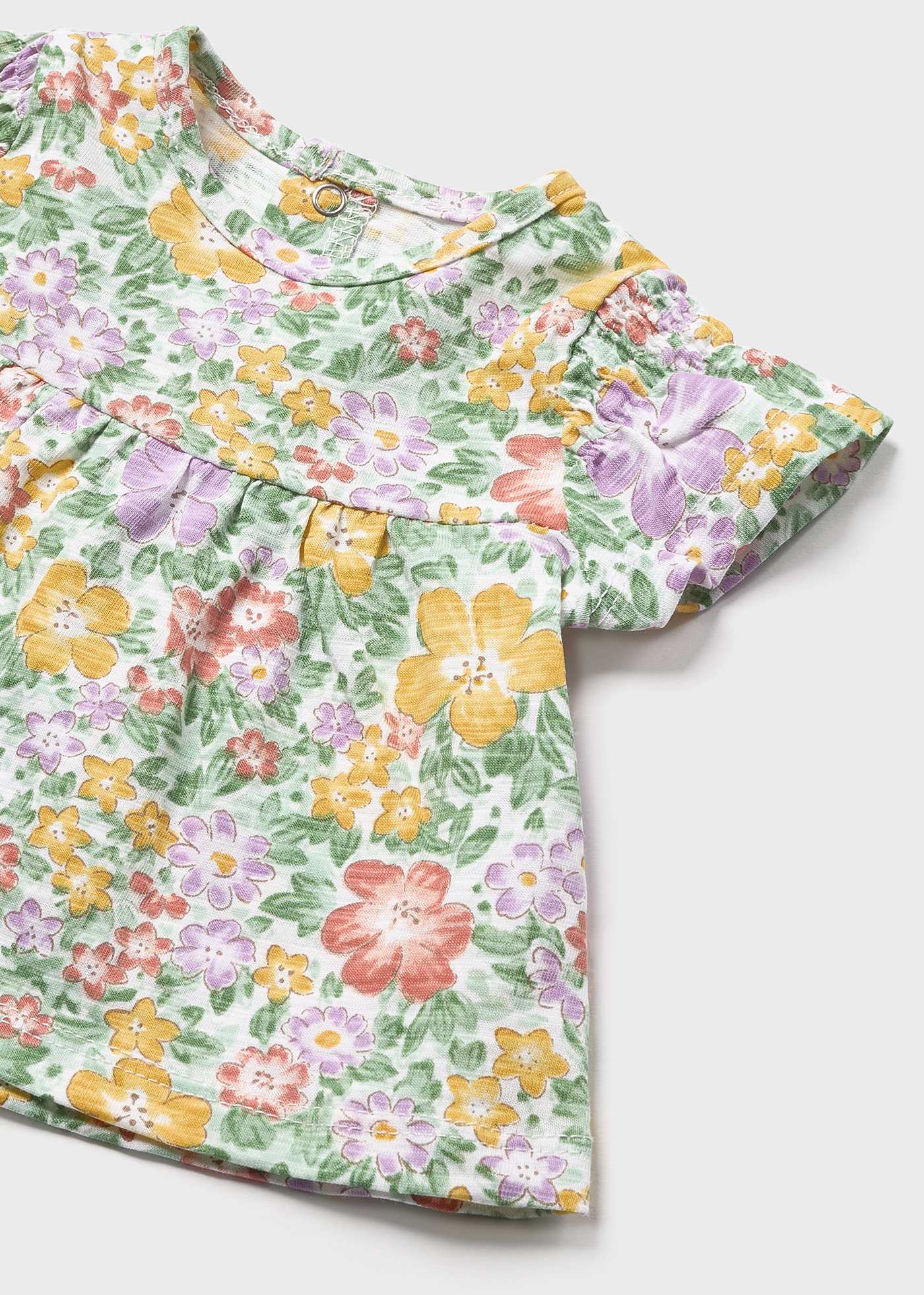 Conjunto de 4 peças com estampa para recém-nascido