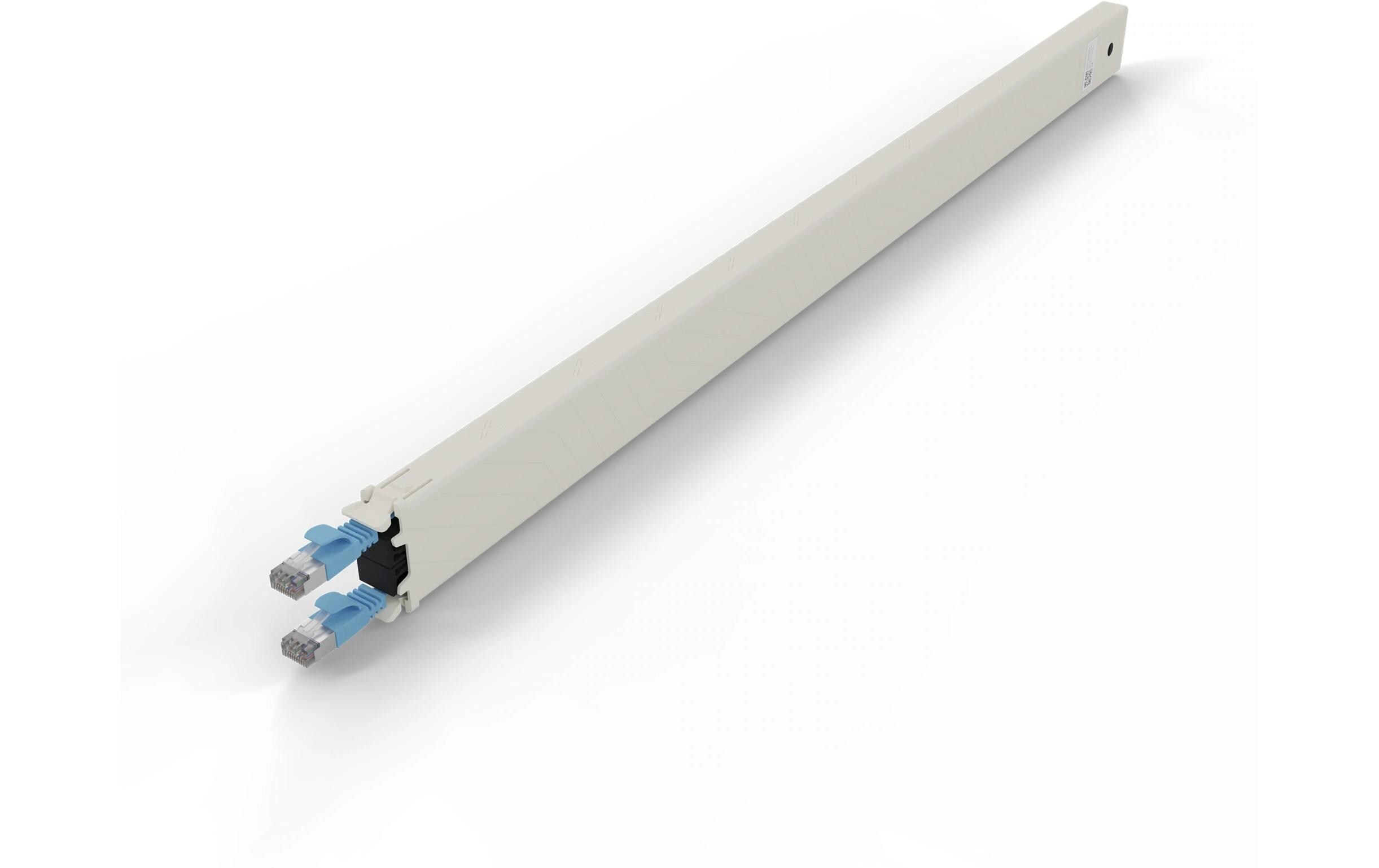 patchbox.one / Cassette / 30RU / Cat 6A, STP, 1.8 m, BlauAll-in-One Lösung für Ordnung im Netzwerkschrank