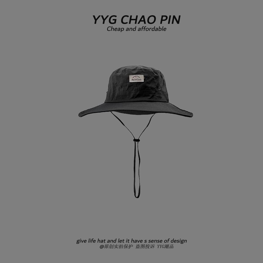 Alpha Kiss - Letterapplicatie Boonie Hat