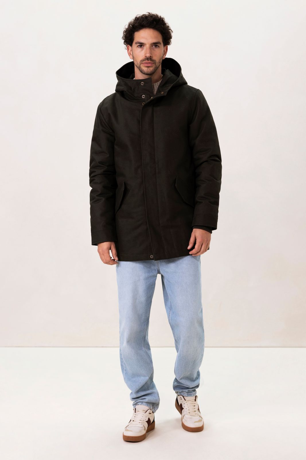 Donkergroene parka met capuchon