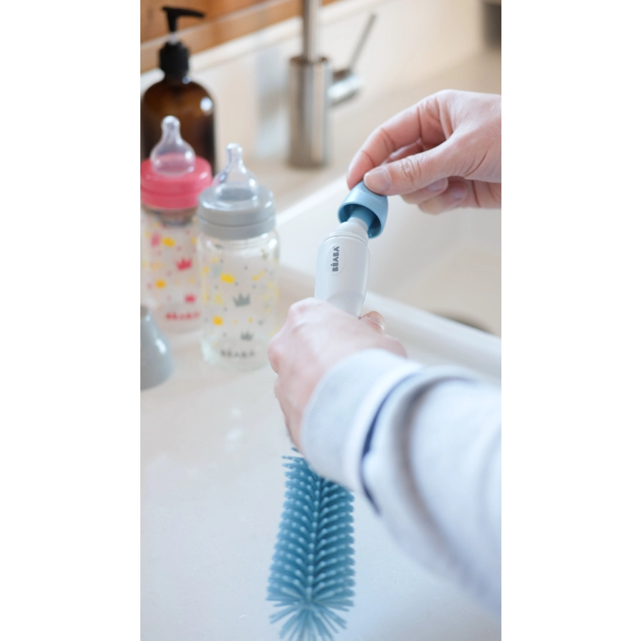 BEABA® Flaschenbürste mit Silikonborsten blaugrau