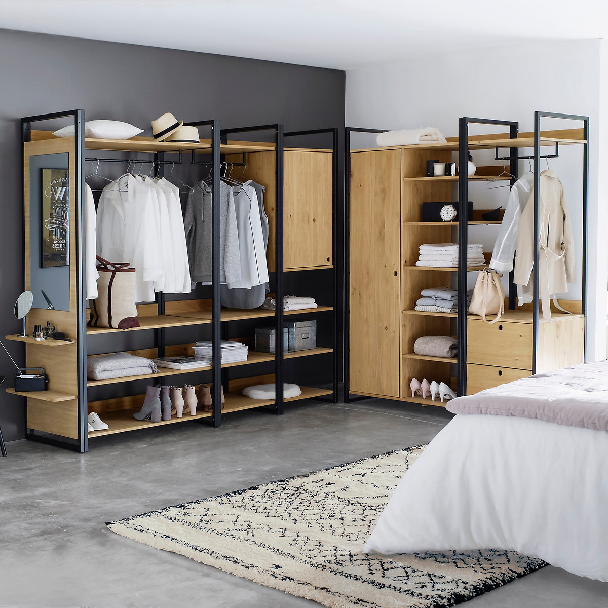 LA REDOUTE INTERIEURS<br>Módulo grande com 3 prateleiras e 1 varão para pendurar roupas, HIBA