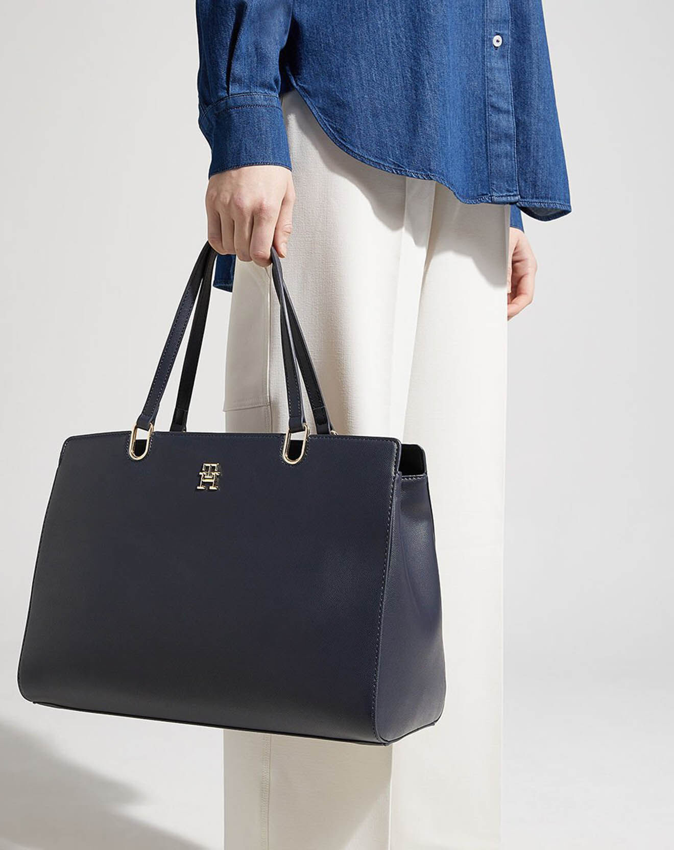 Tommy Hilfiger Sac cabas Timeless bleu marine - 28x38x19 cm